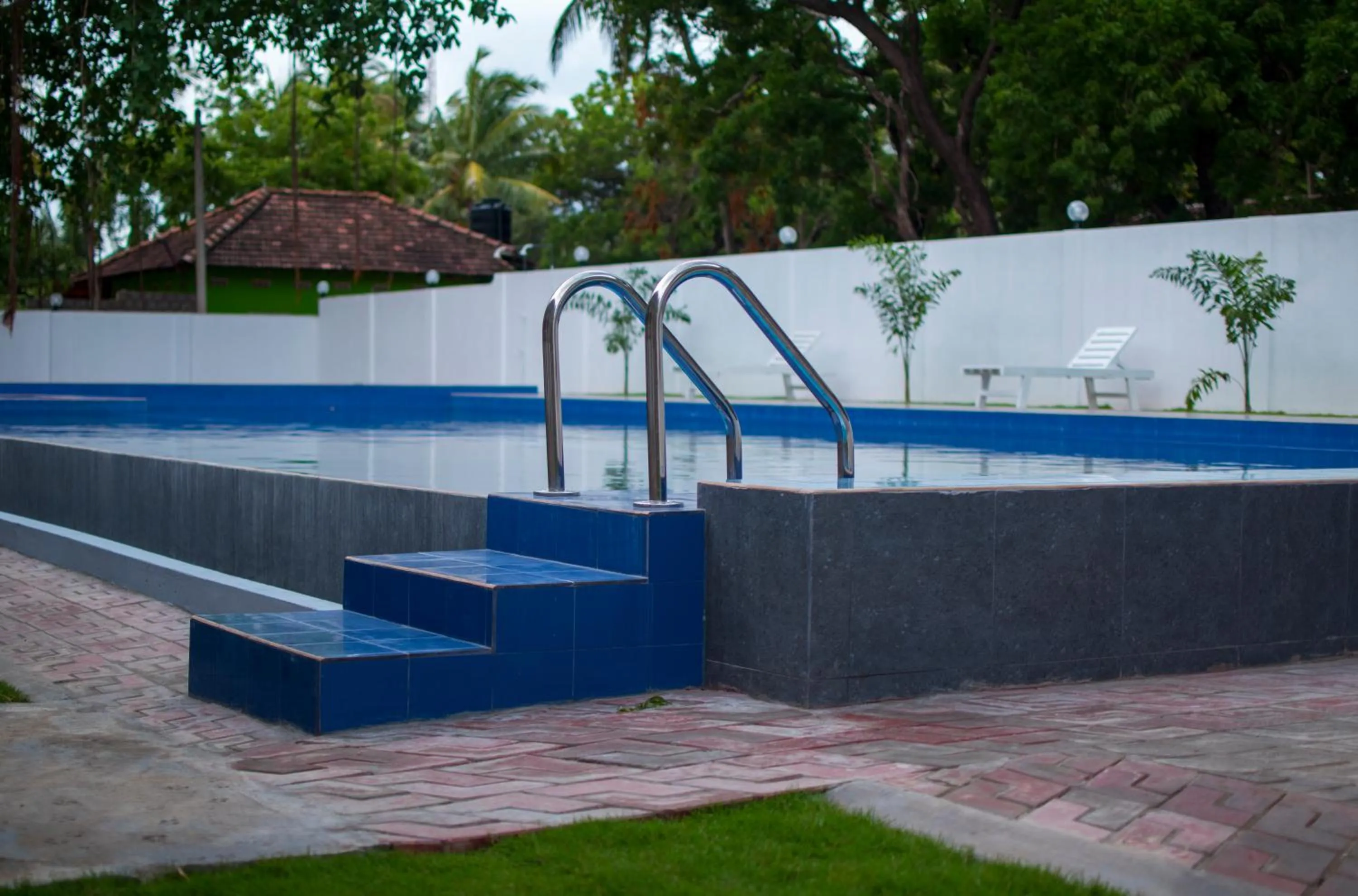 Massage in MRD Beach Hotel