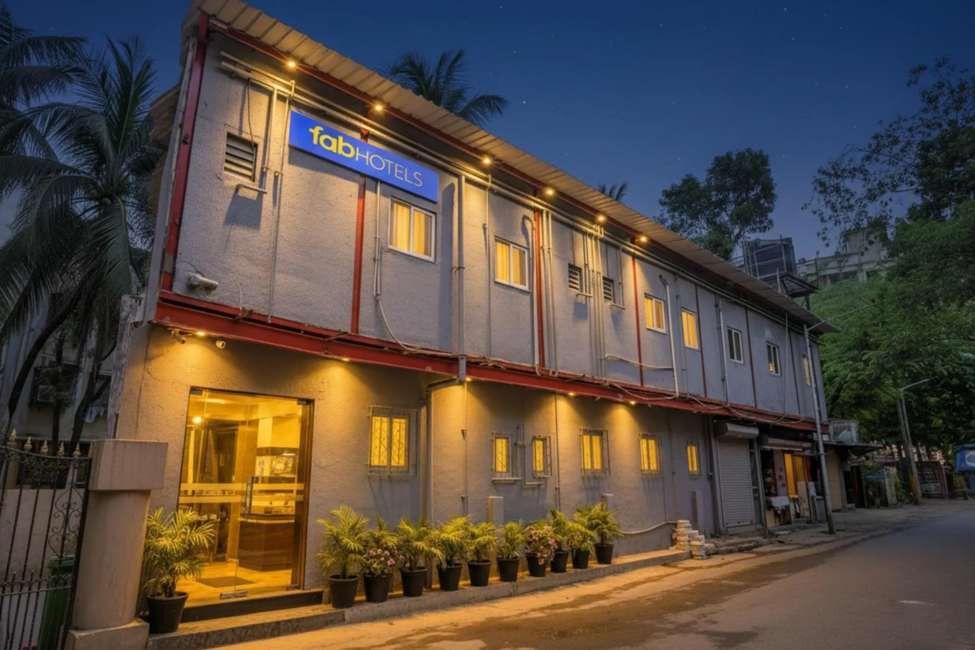 Property building in FabExpress Comfort stay - Nr Mumbai International Airport