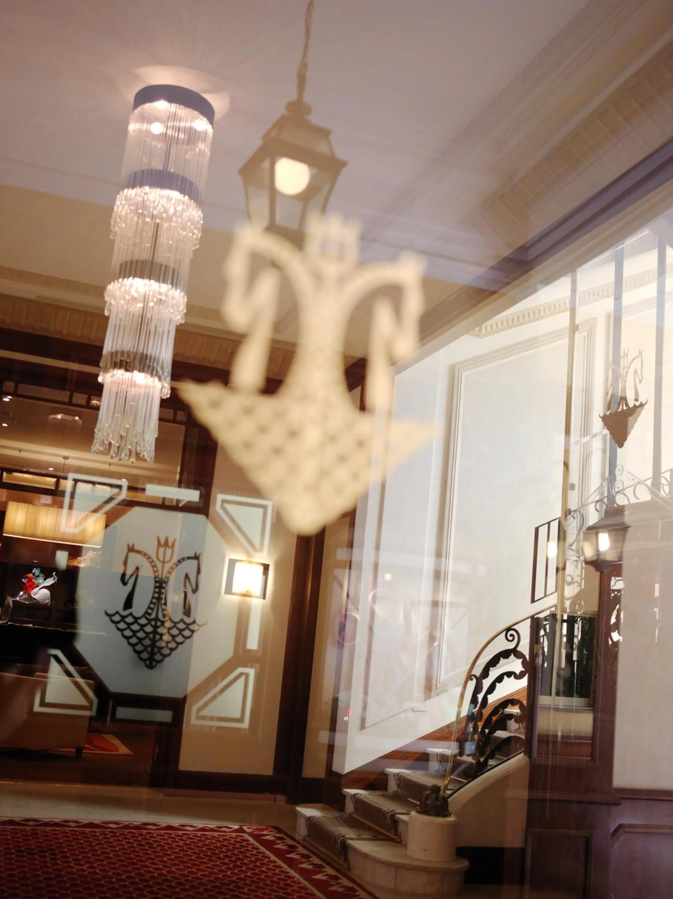 Decorative detail in Hôtel Juana