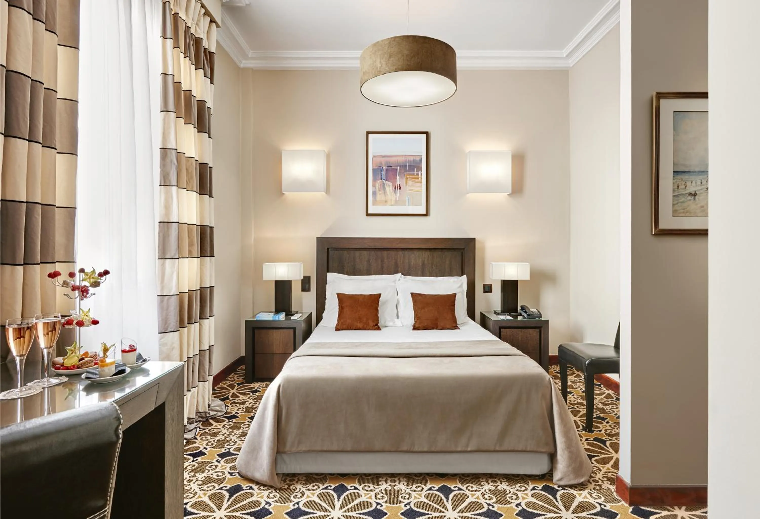 Bedroom, Bed in Hôtel Juana