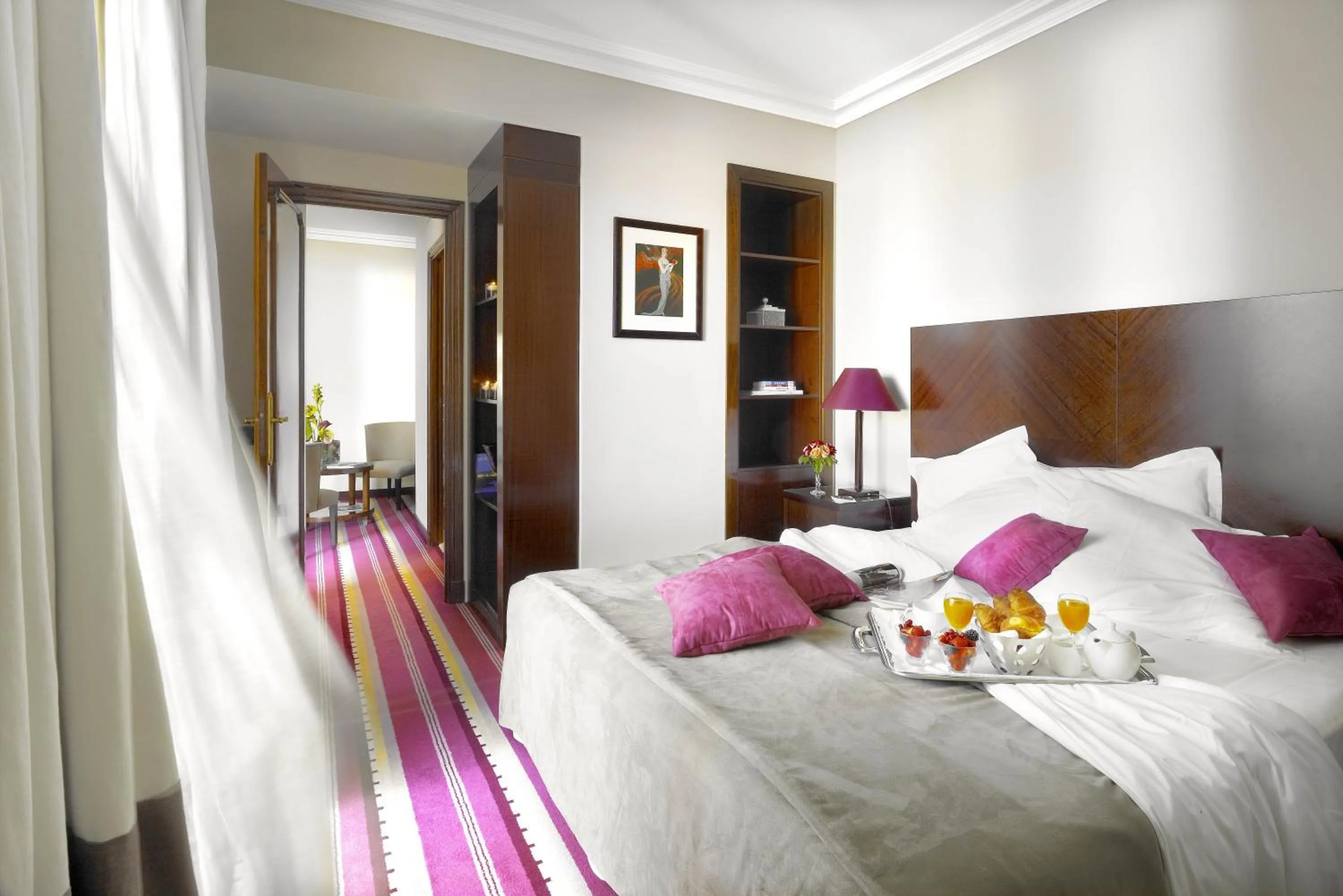 Bedroom, Bed in Hôtel Juana