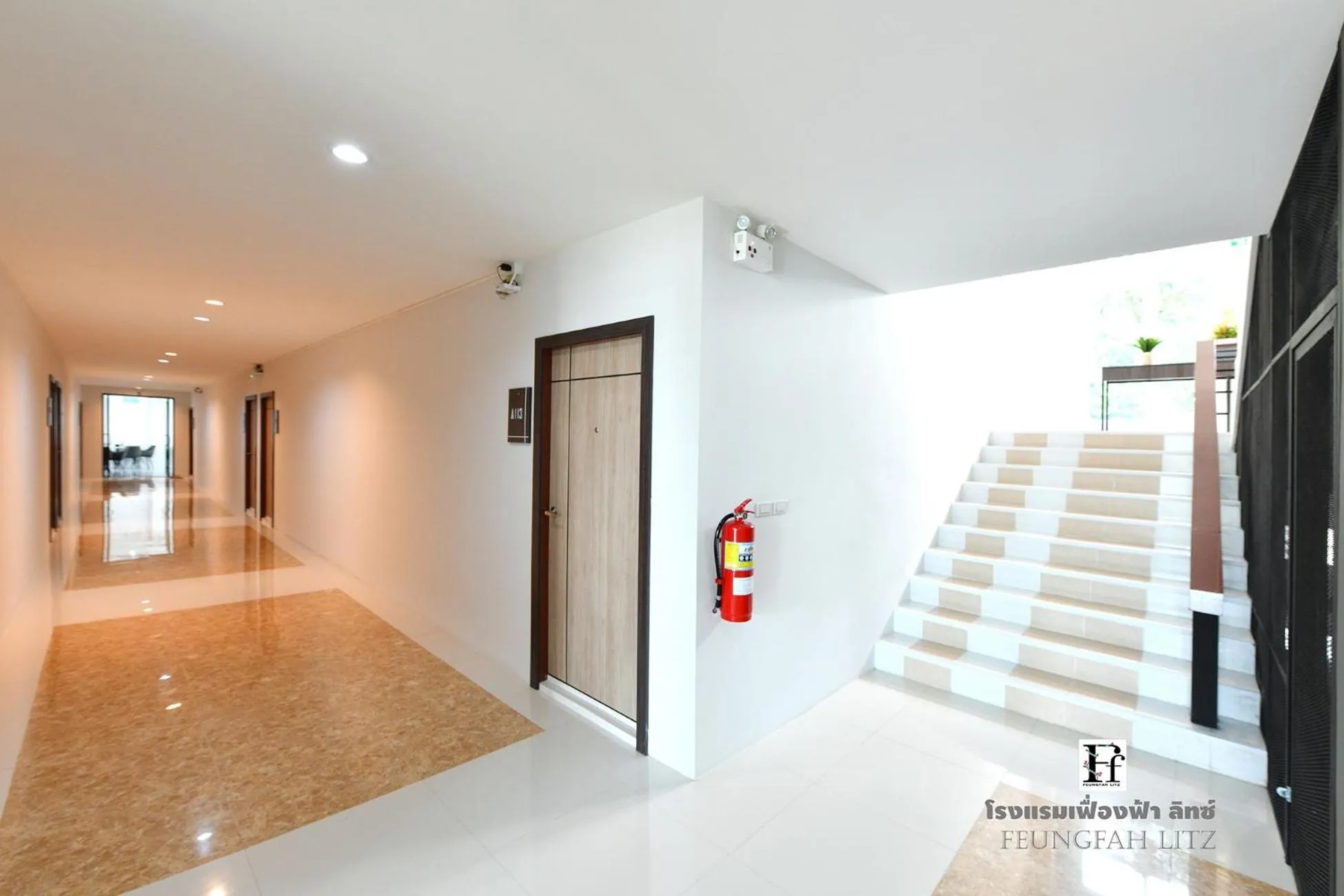 Property building in Feungfah Litz