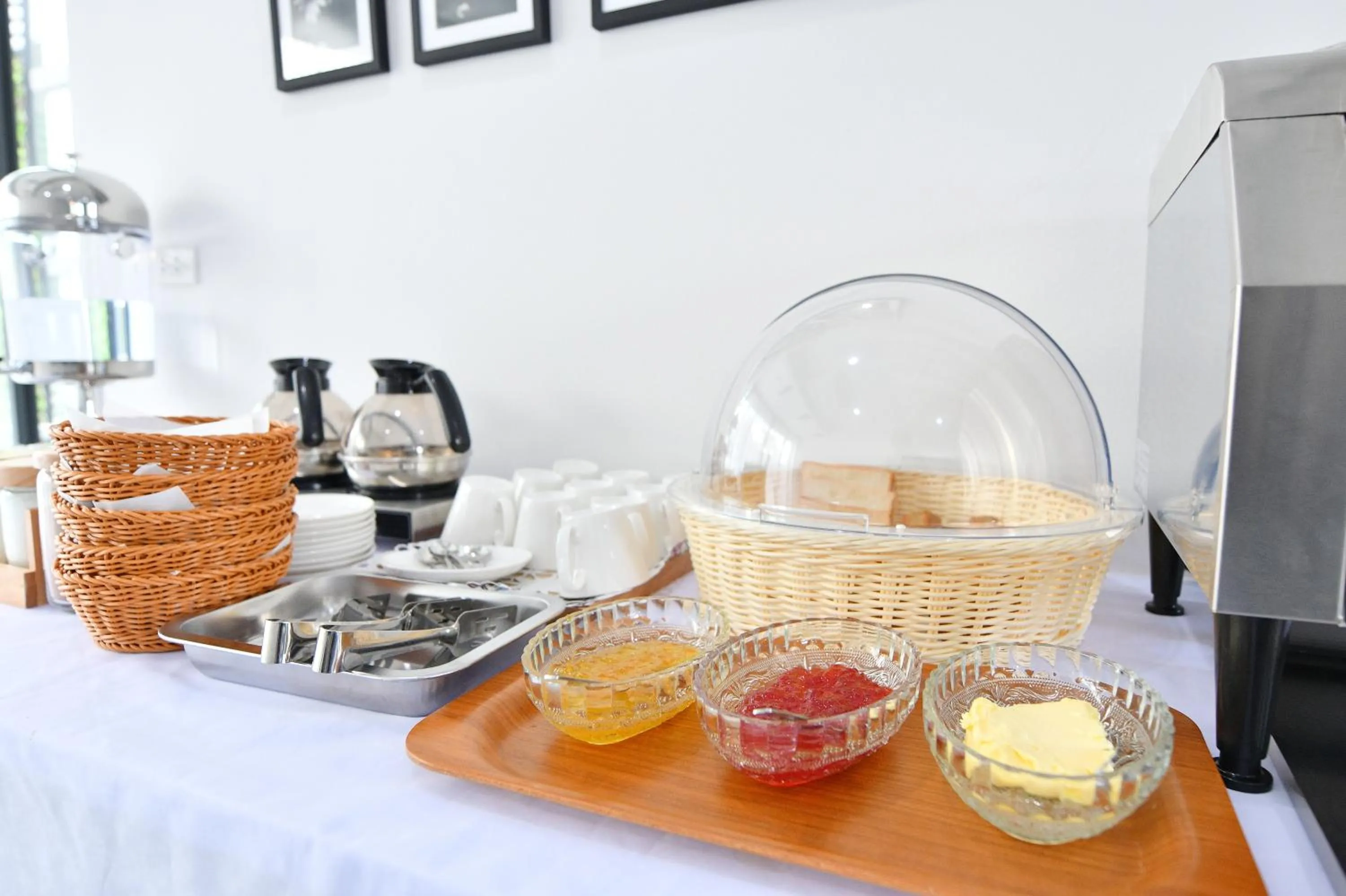 Food in Feungfah Litz