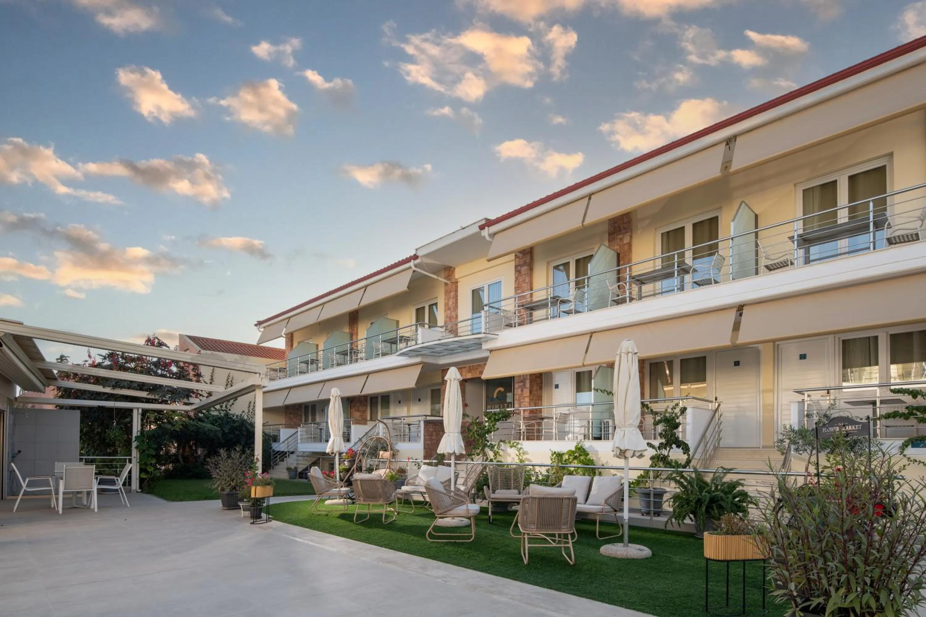 Property building in Nikiti Comfort