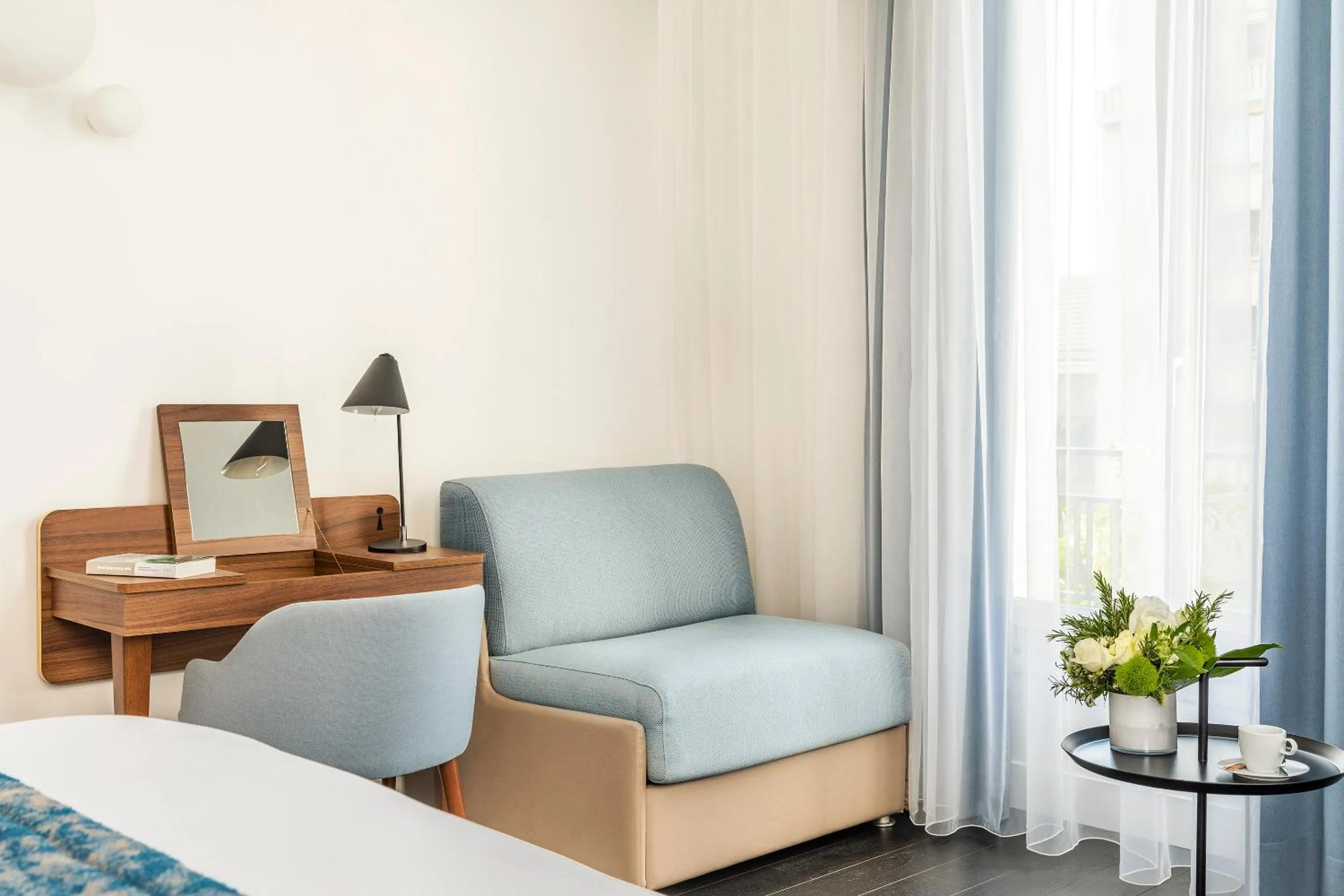 Bed in Best Western Plus La Demeure