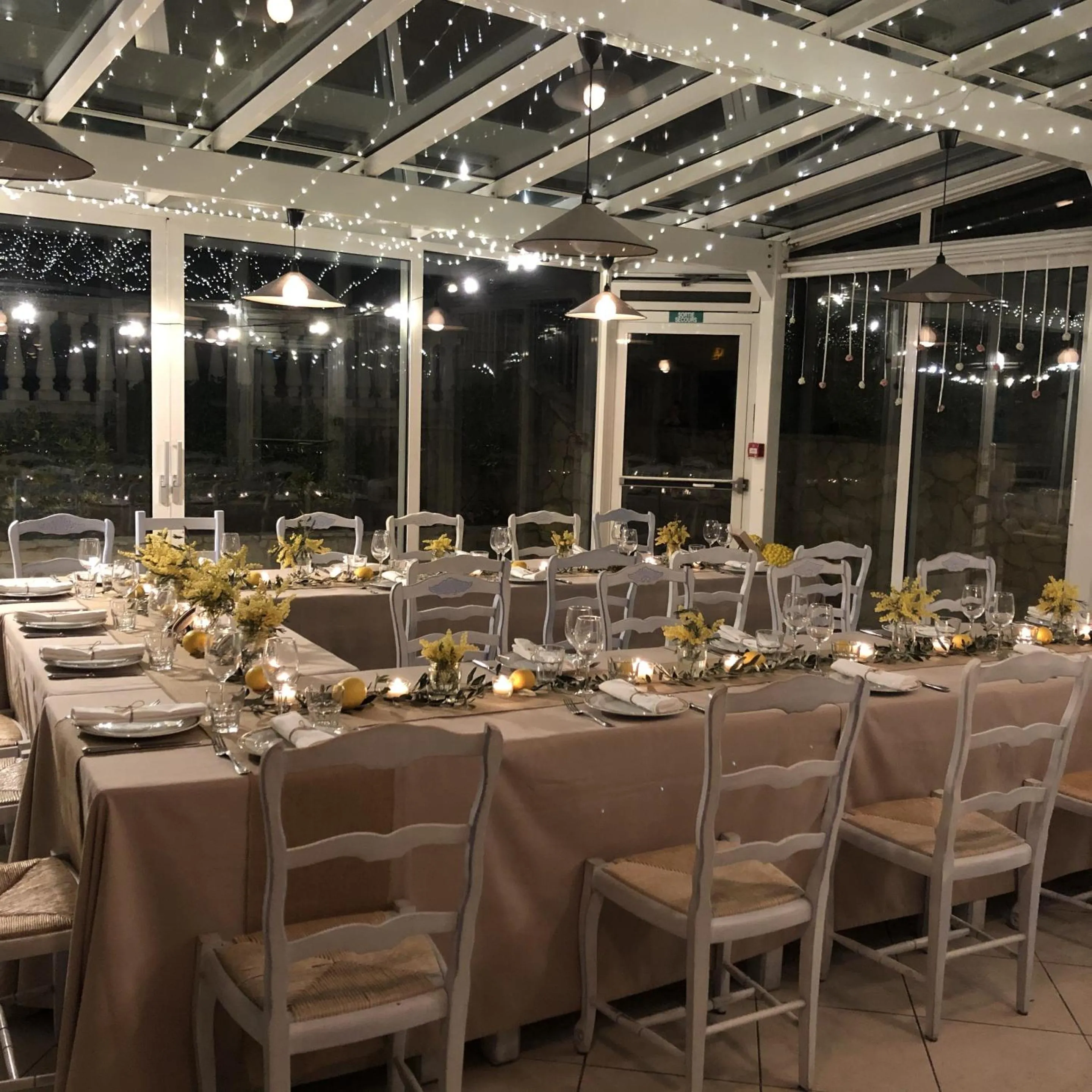 Dining area in Hôtel Jas Neuf