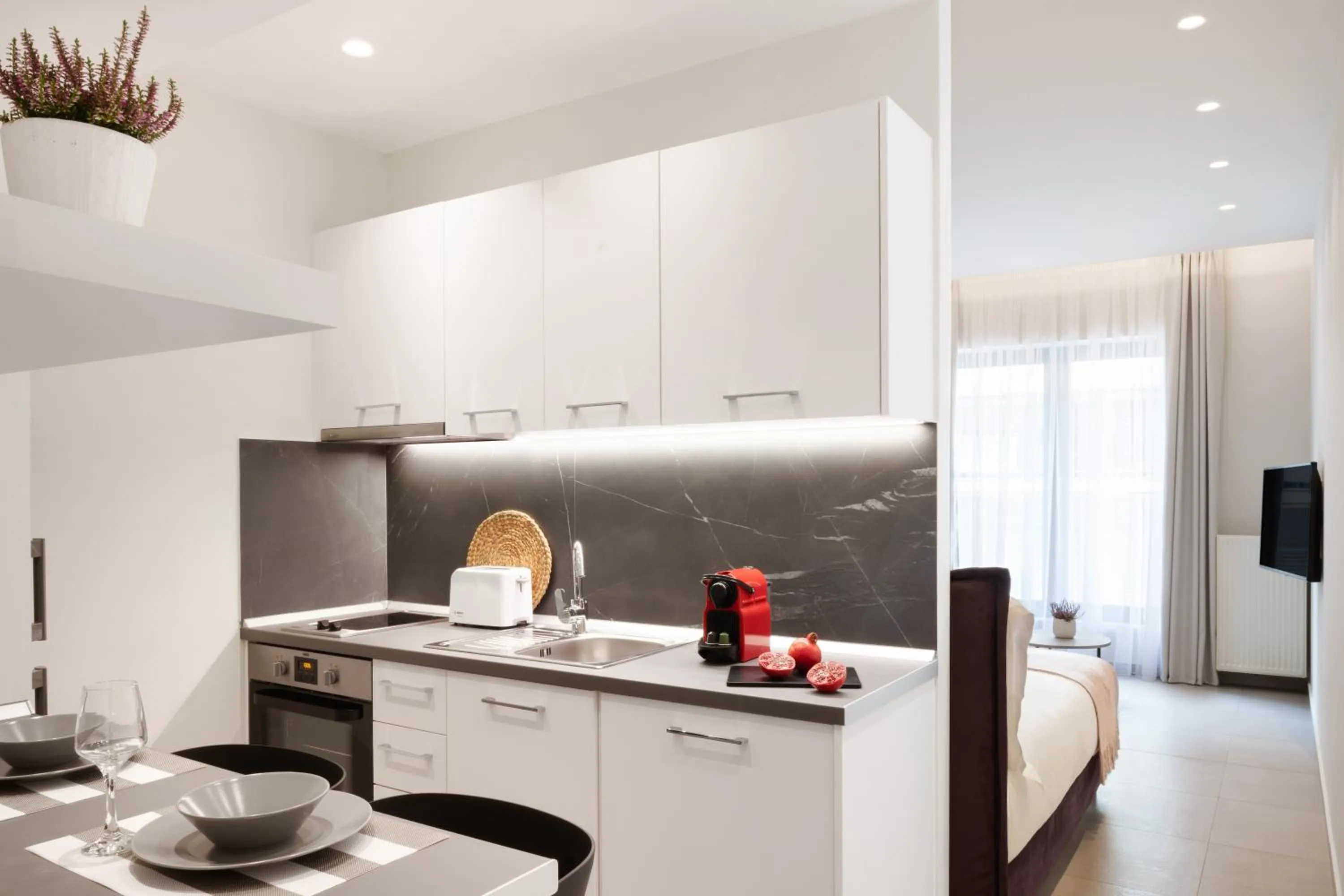 Coffee/tea facilities in Thess Residences