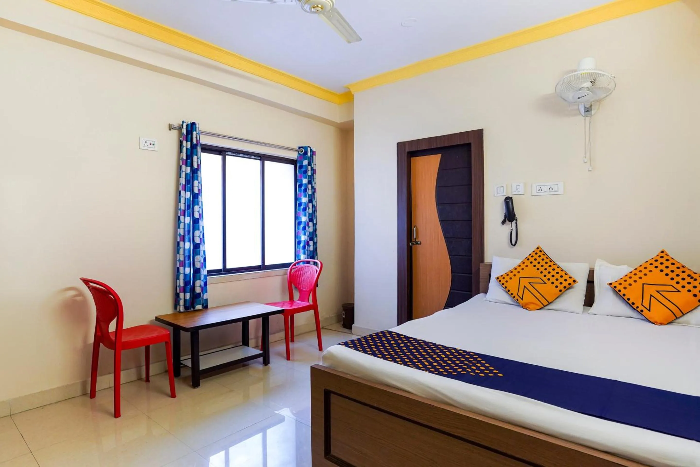 Bedroom, Bed in Hotel O Trisha Guest House