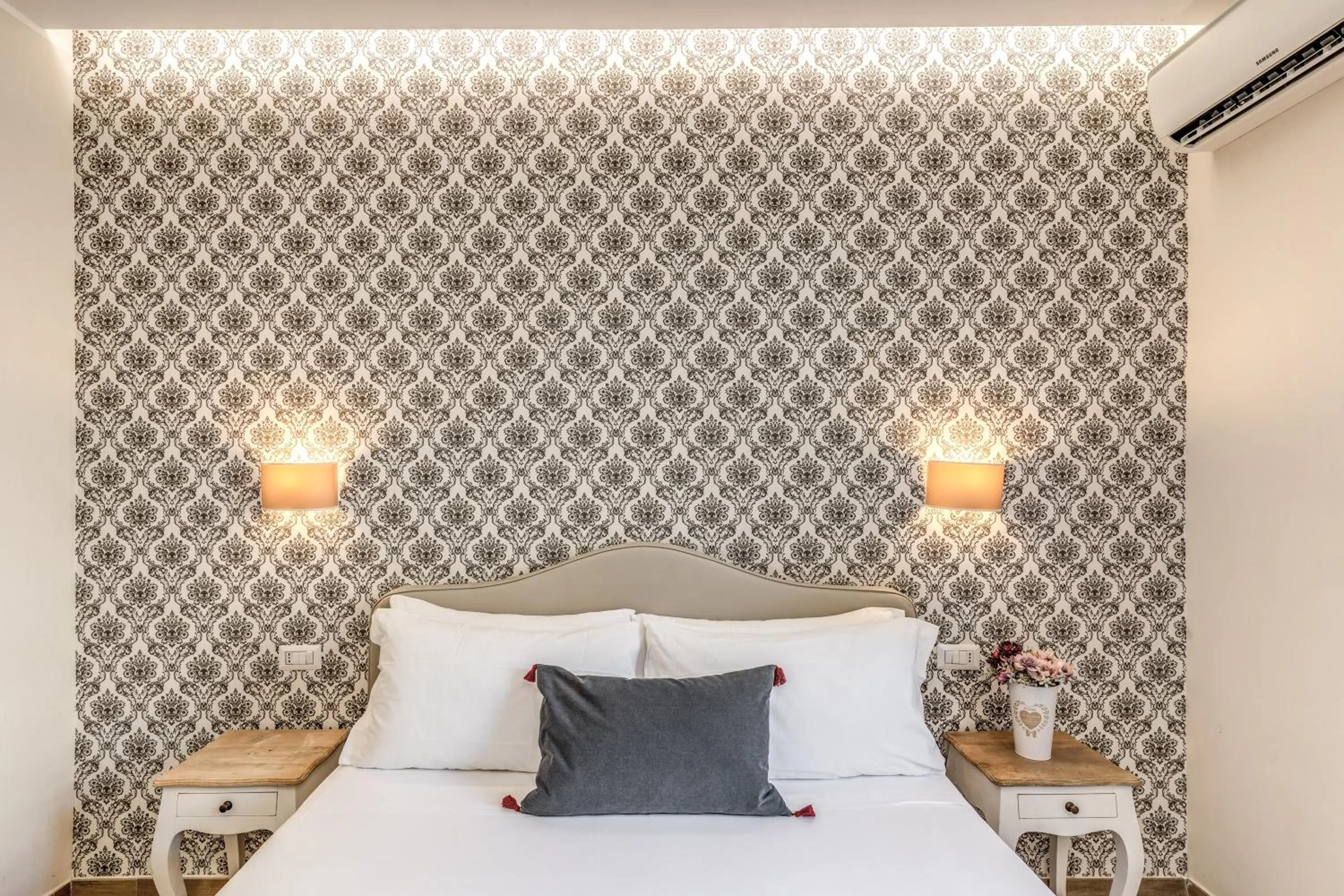 Bed in Camera e Caffé DeLuxe