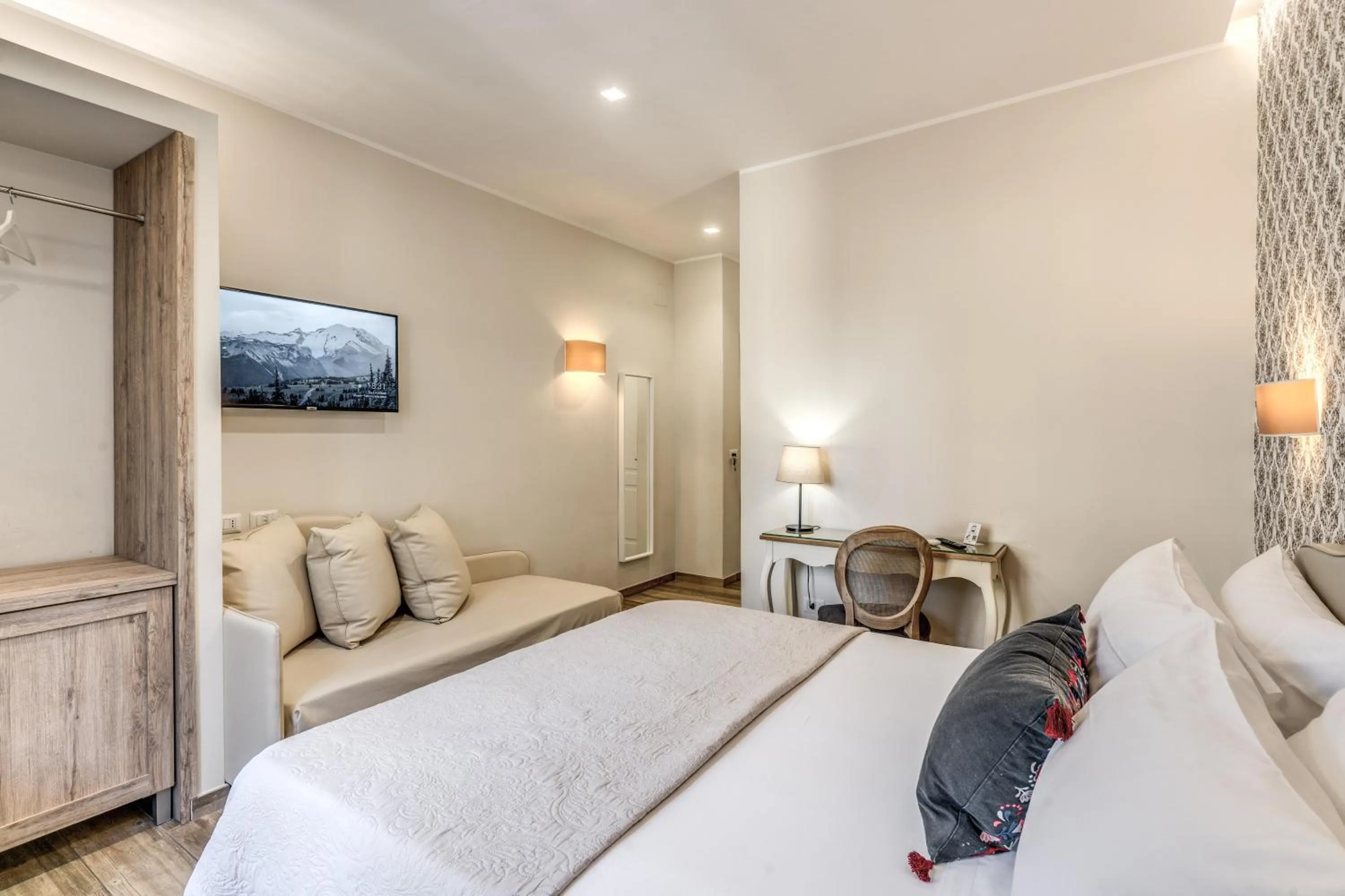 Bedroom, Bed in Camera e Caffé DeLuxe