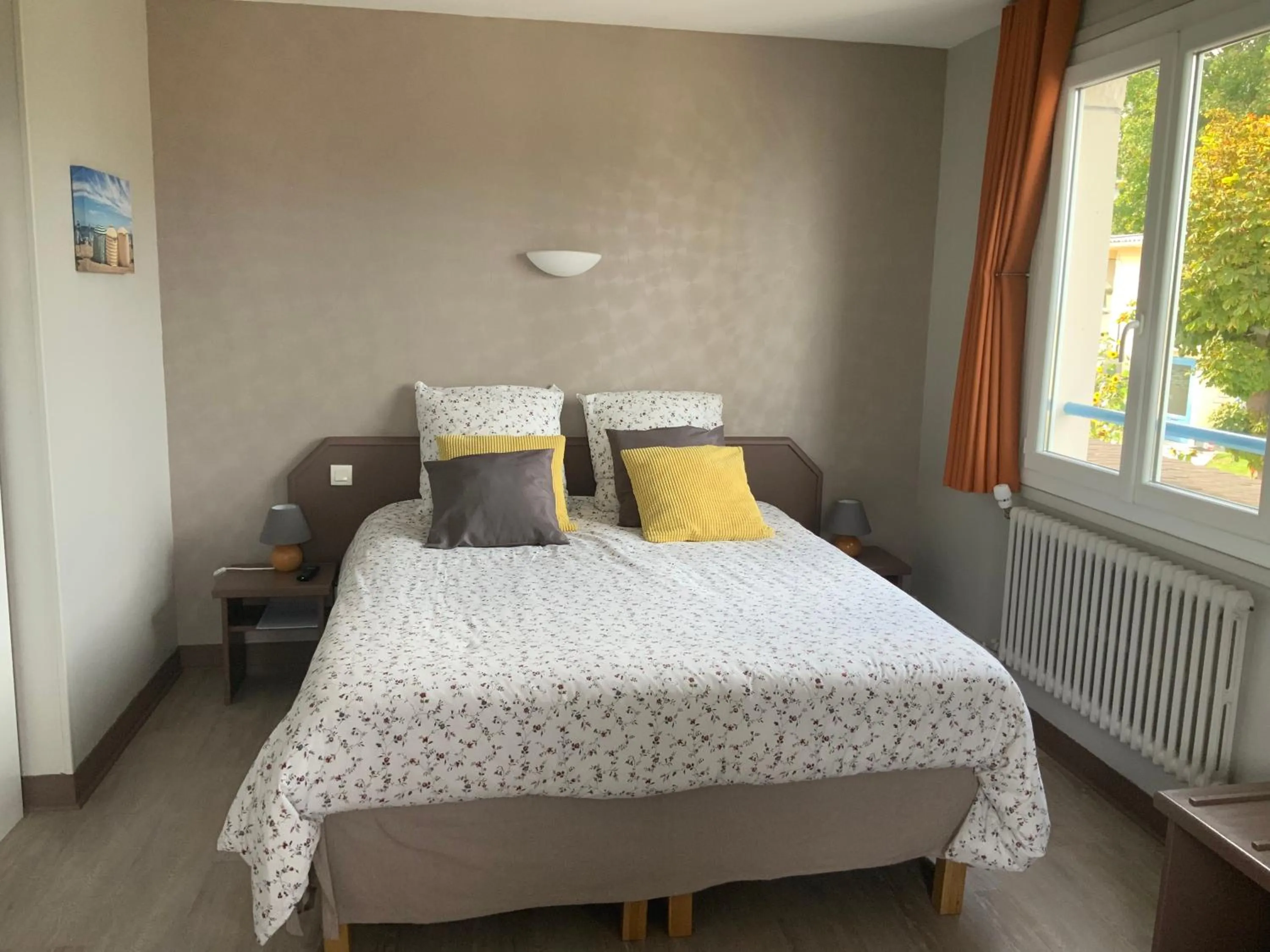 Bed in Hotel la piscine