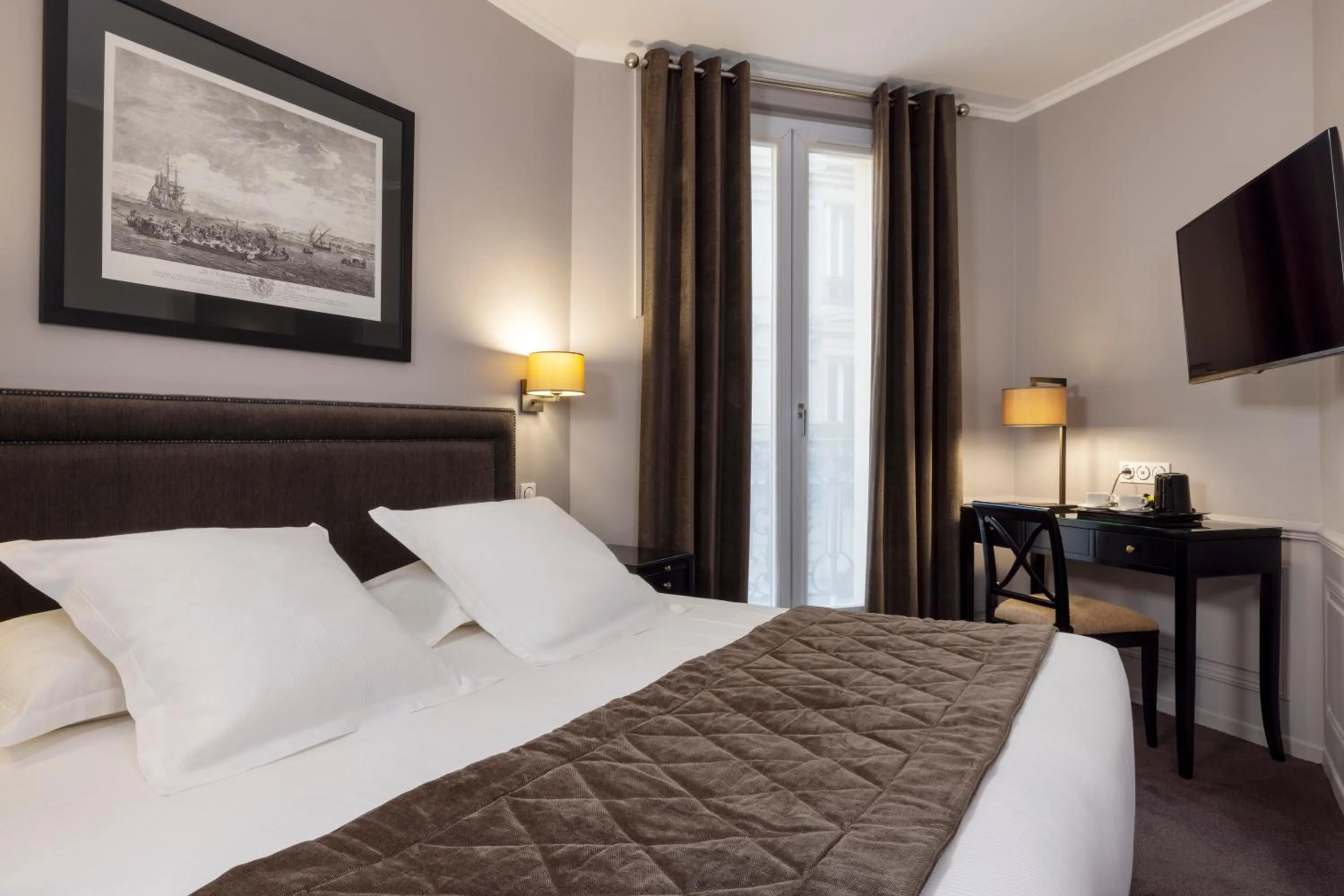 Bedroom, Bed in Pavillon Monceau