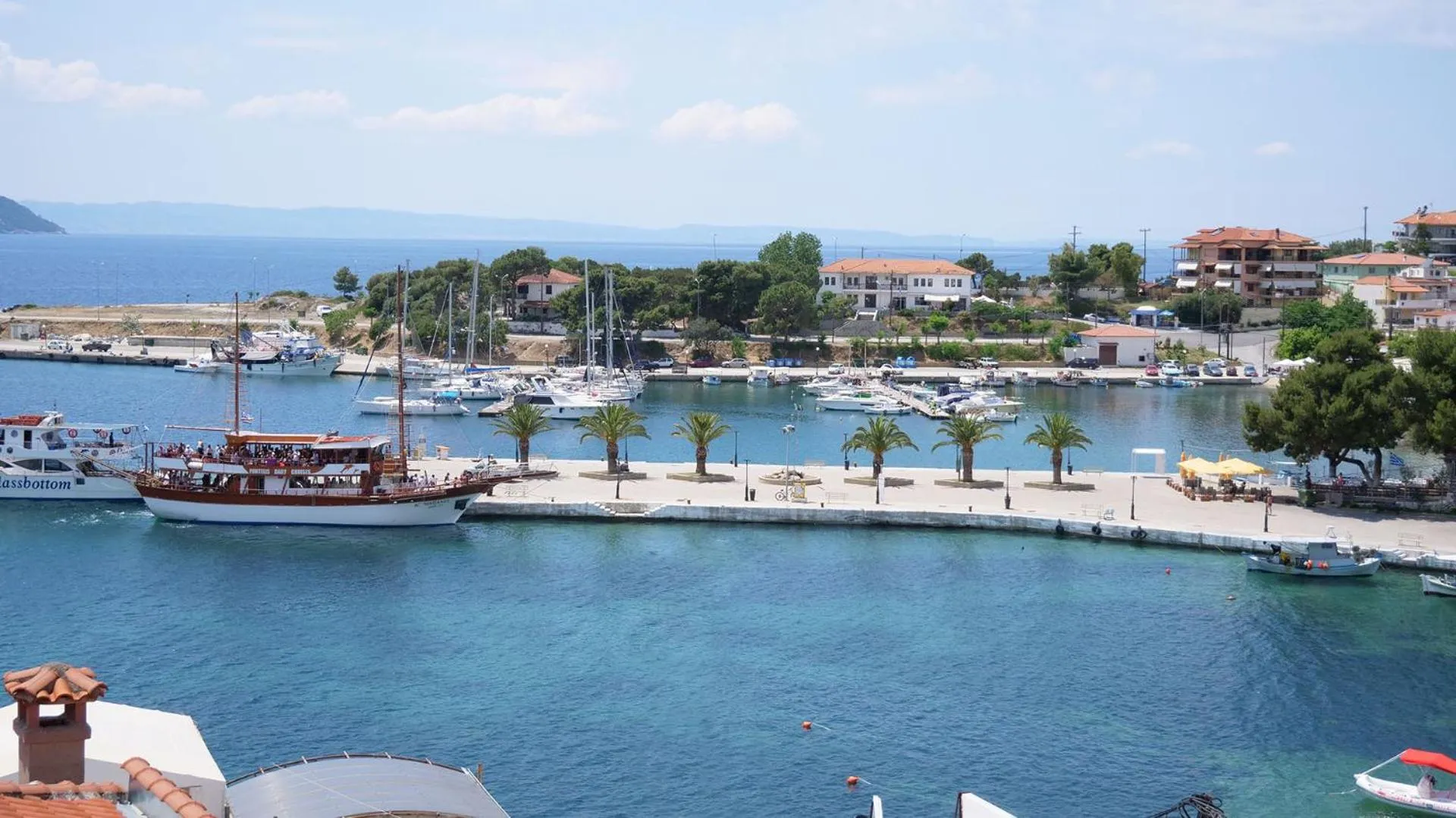 Property building in Sunshine Apartments