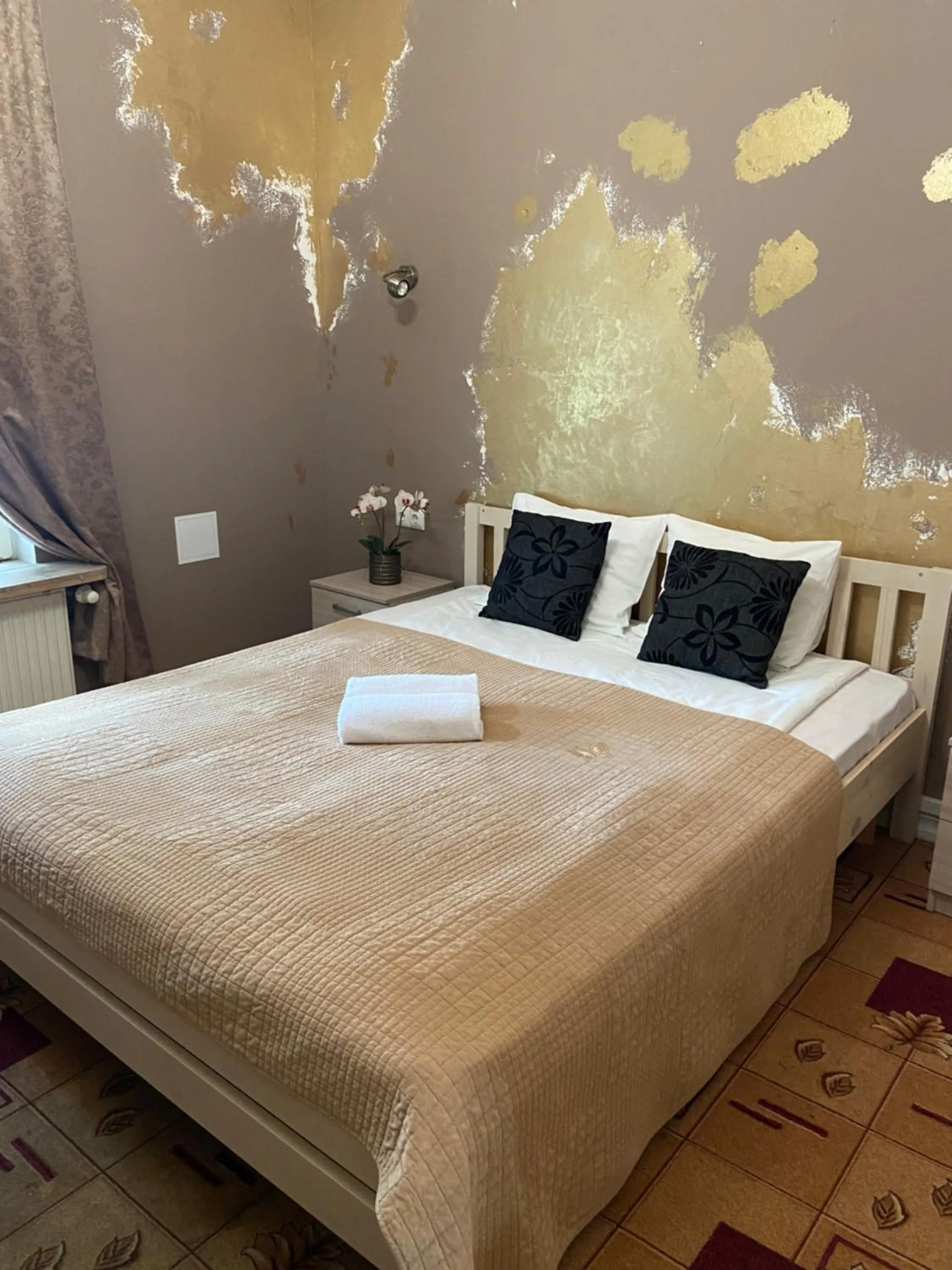 Bed in Villa Kadriorg Hostel