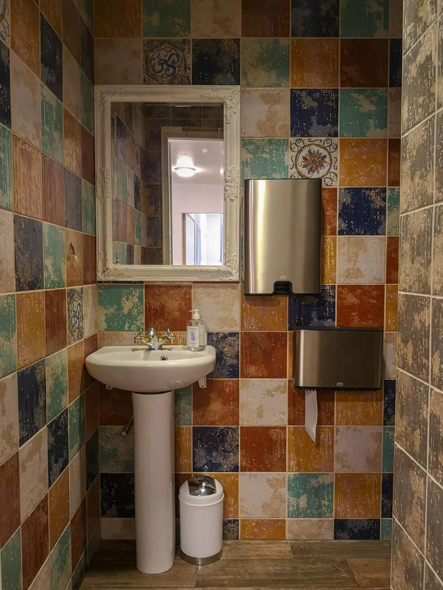 Bathroom in Villa Kadriorg Hostel