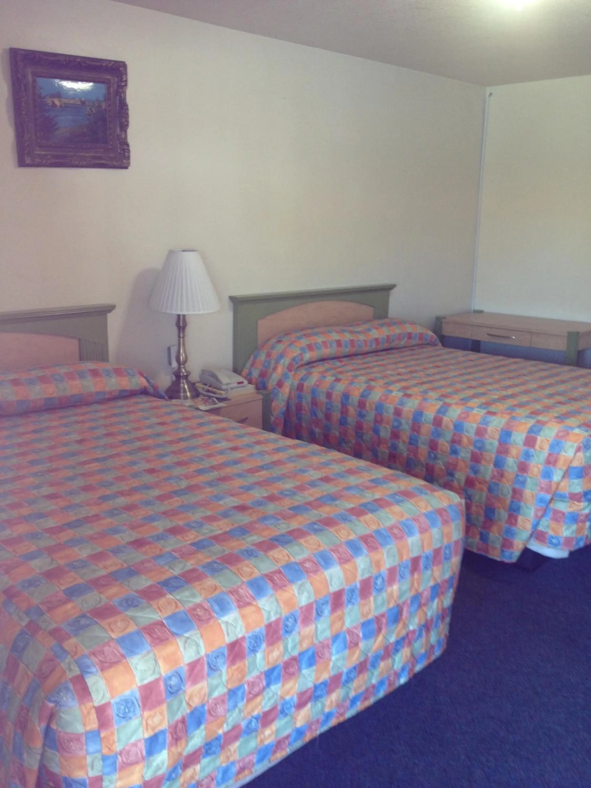Bed in Hacienda Motel