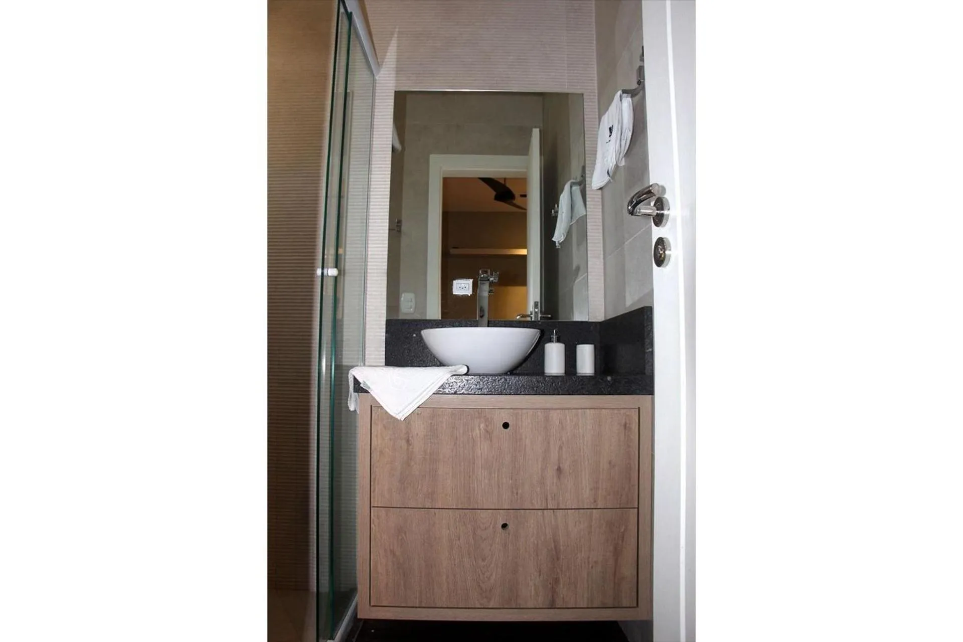 Toilet in Saint Germain - Lagoa da Conceição