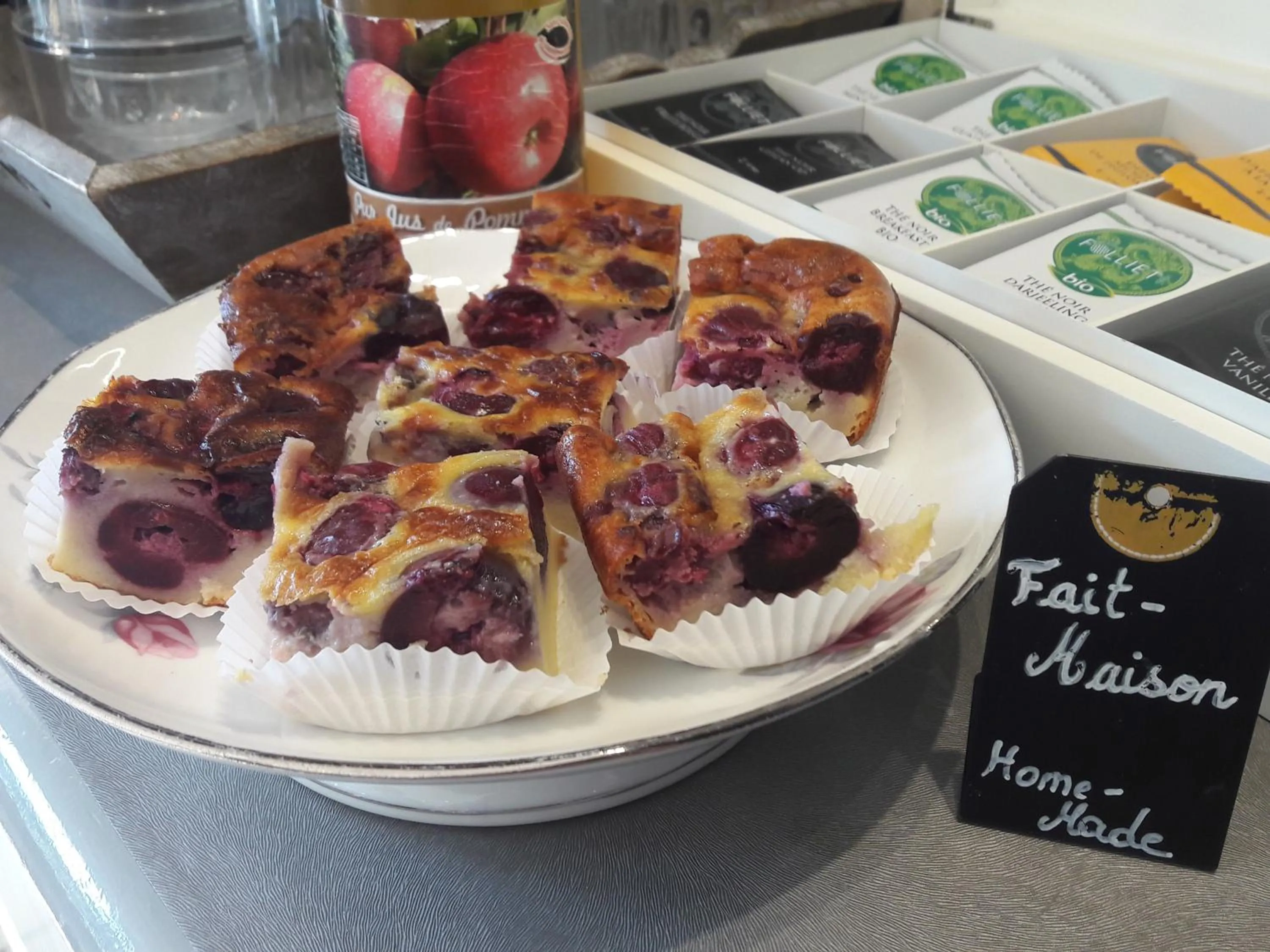 Food and drinks in Le Manoir de l'antiquité