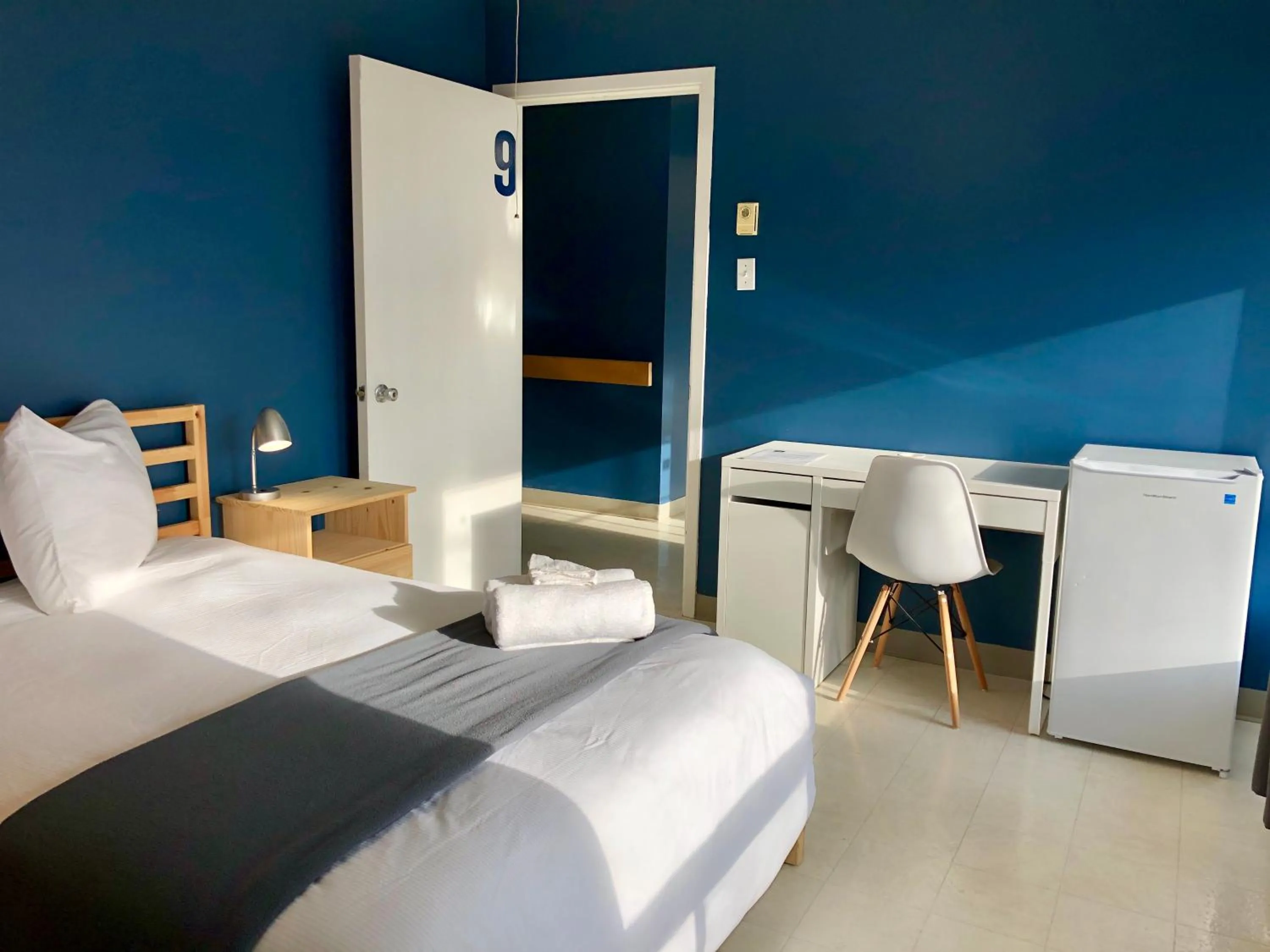 Photo of the whole room, Bed in Bleu Mer, hôtel & résidences