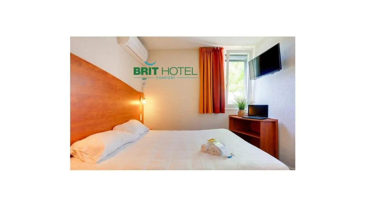 Bed in Brit Hotel Reims La Pompelle