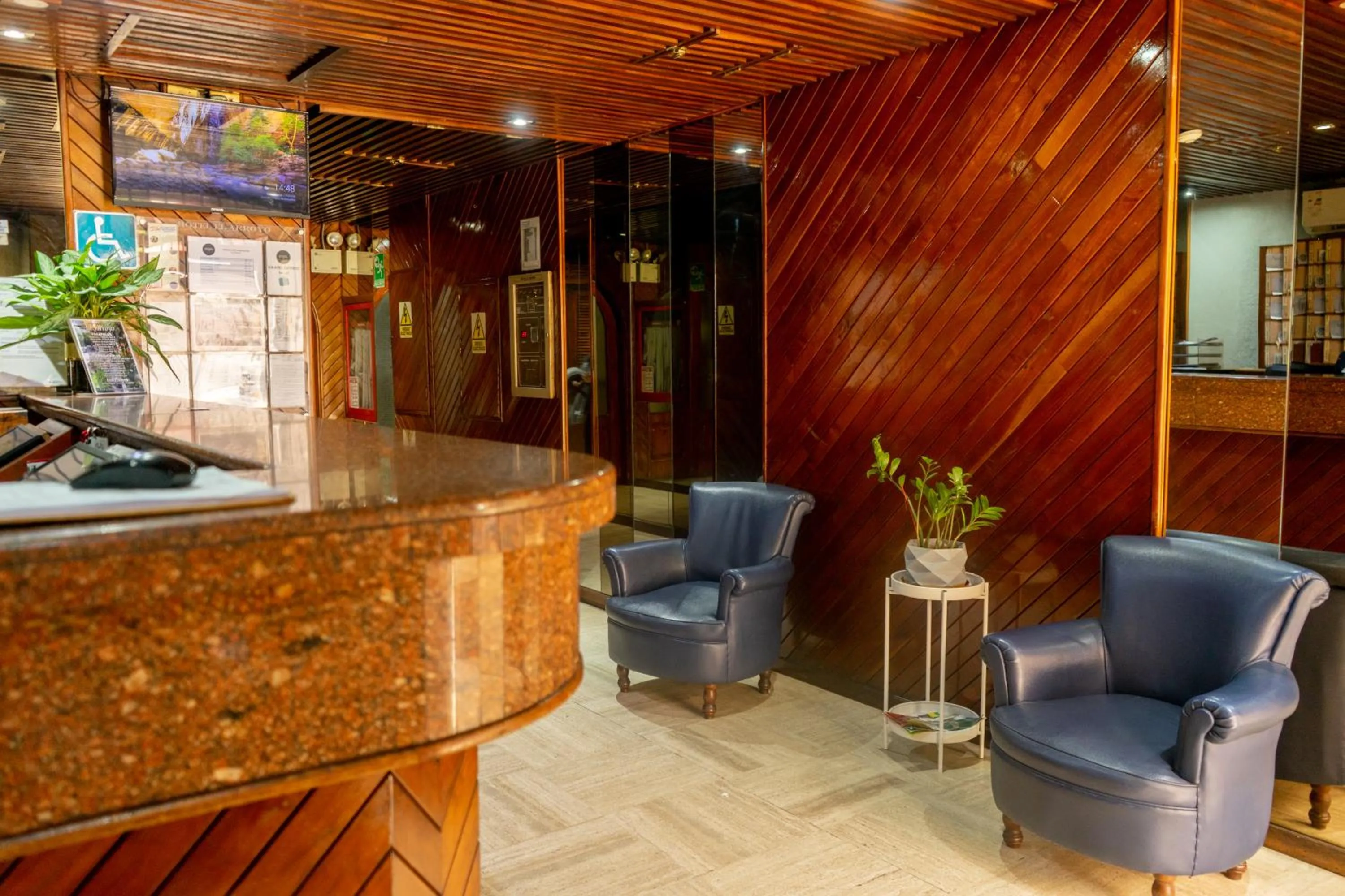 Property building in Hotel El Arroyo