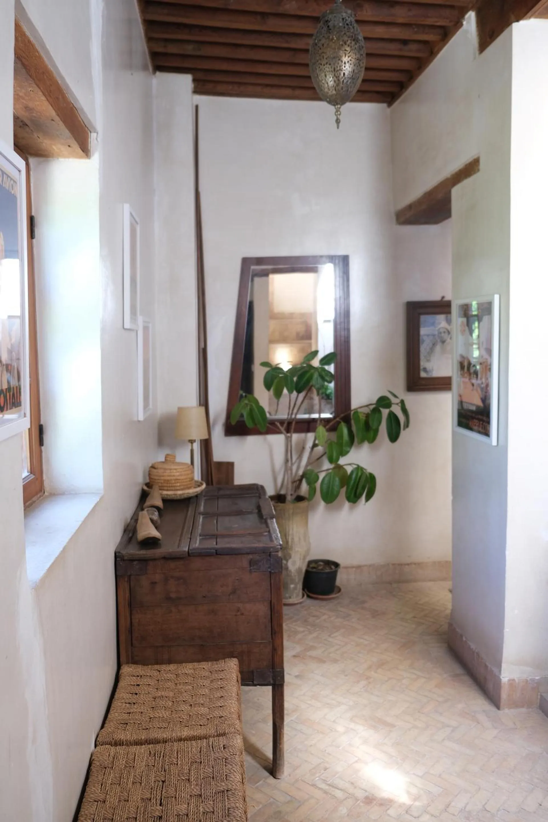 Property building in Dar Rafti