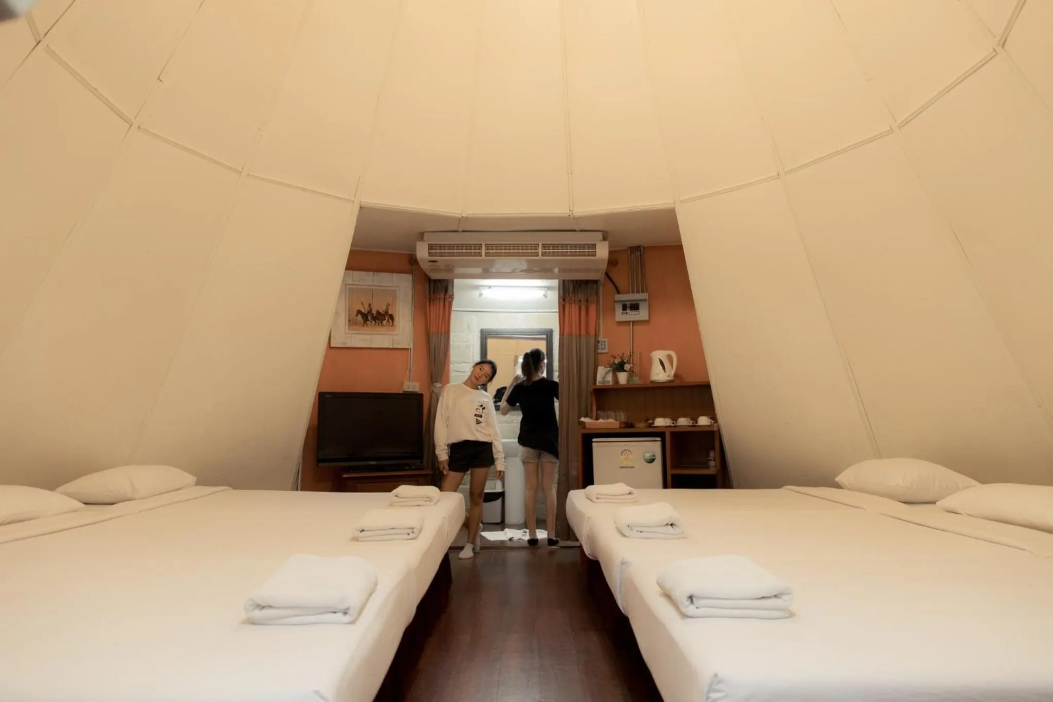 Thongsomboon Club Hotel