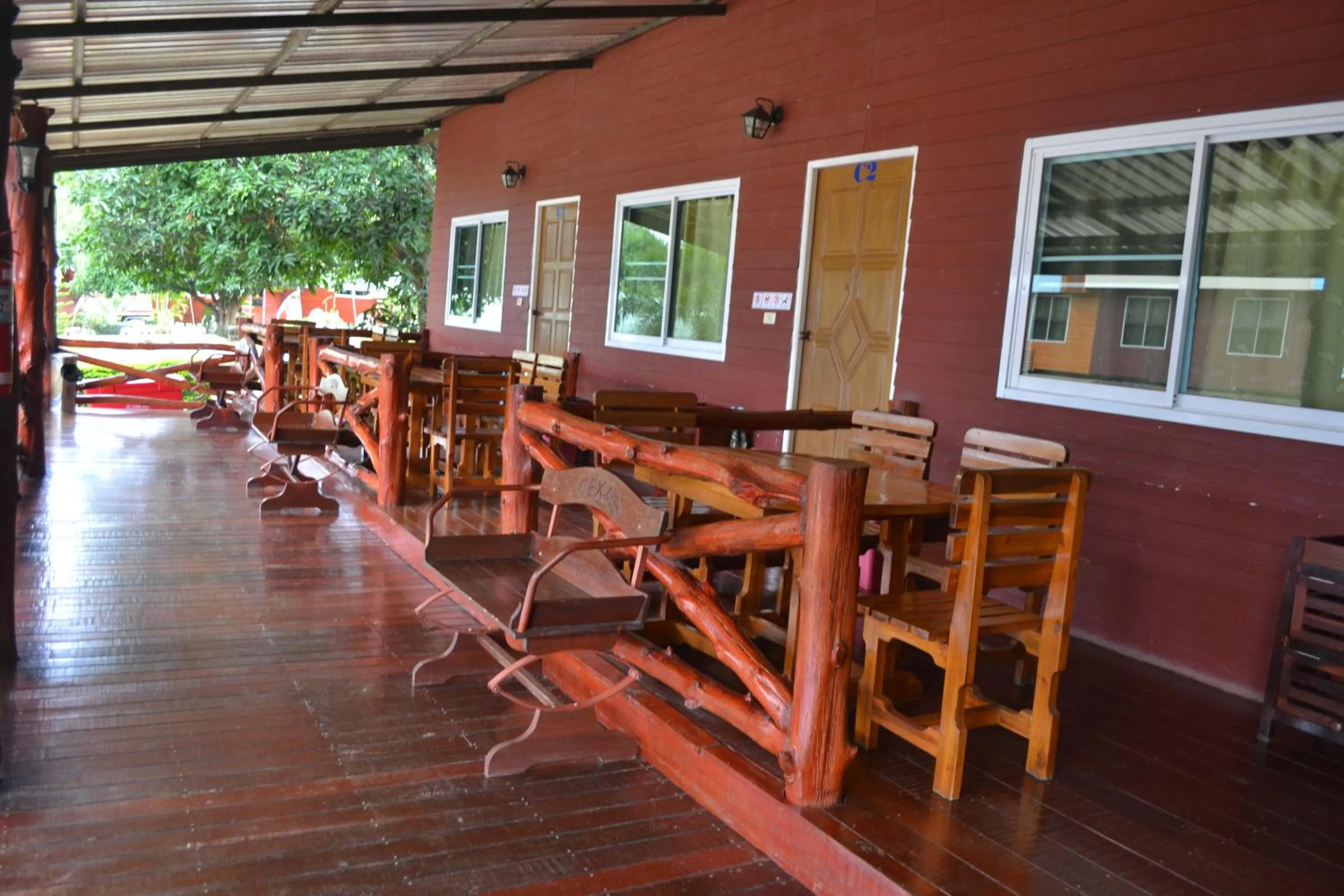 Thongsomboon Club Hotel