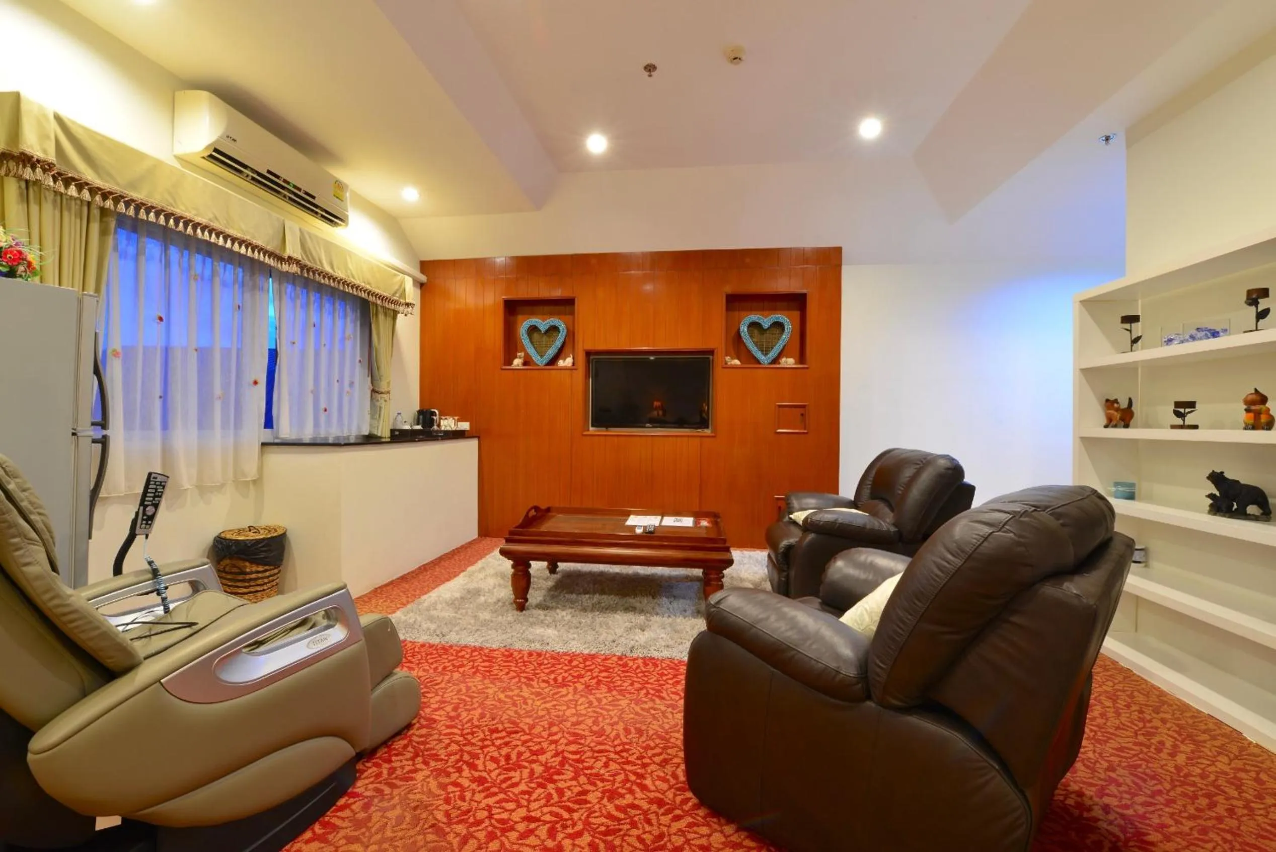 Thongsomboon Club Hotel