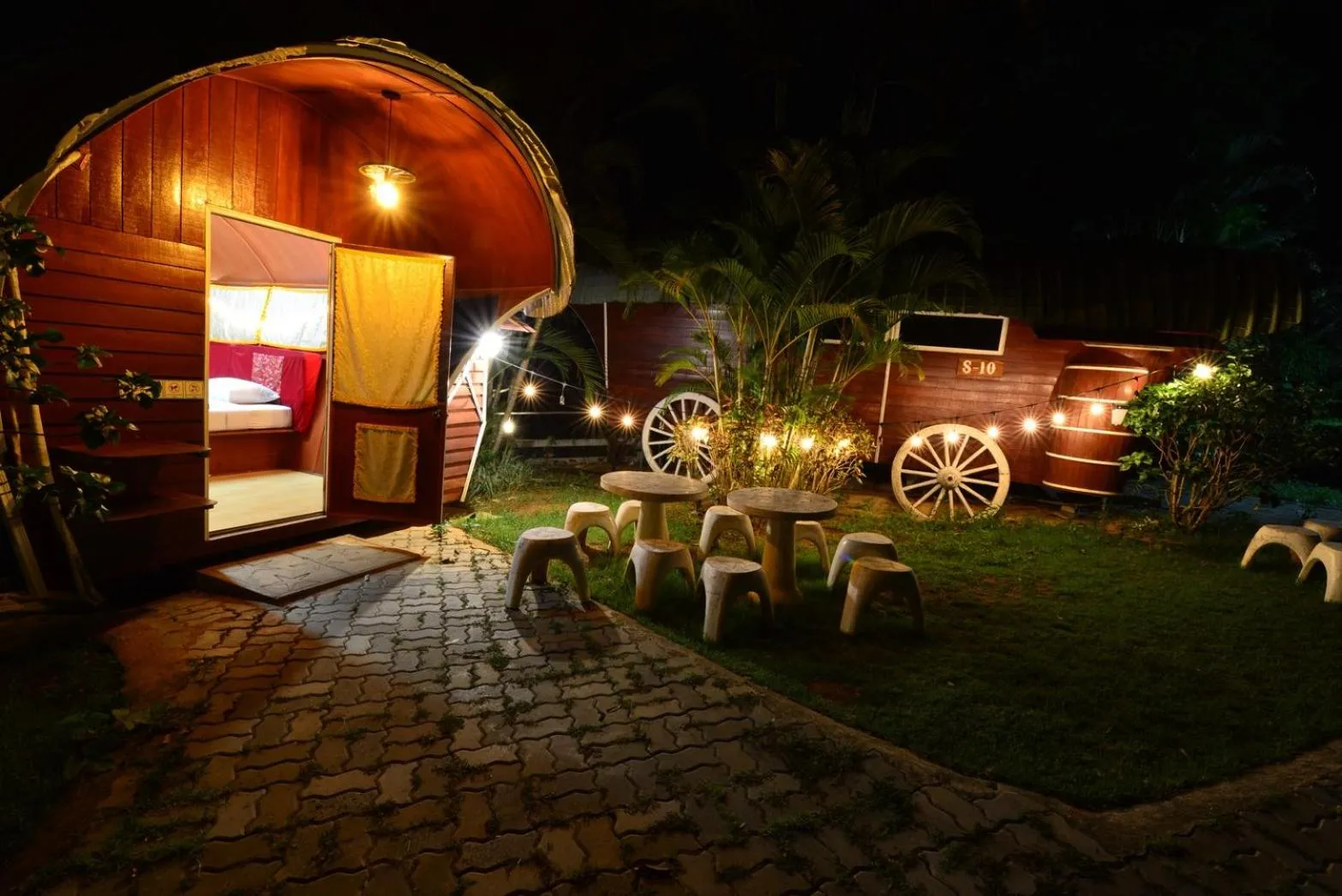 Thongsomboon Club Hotel