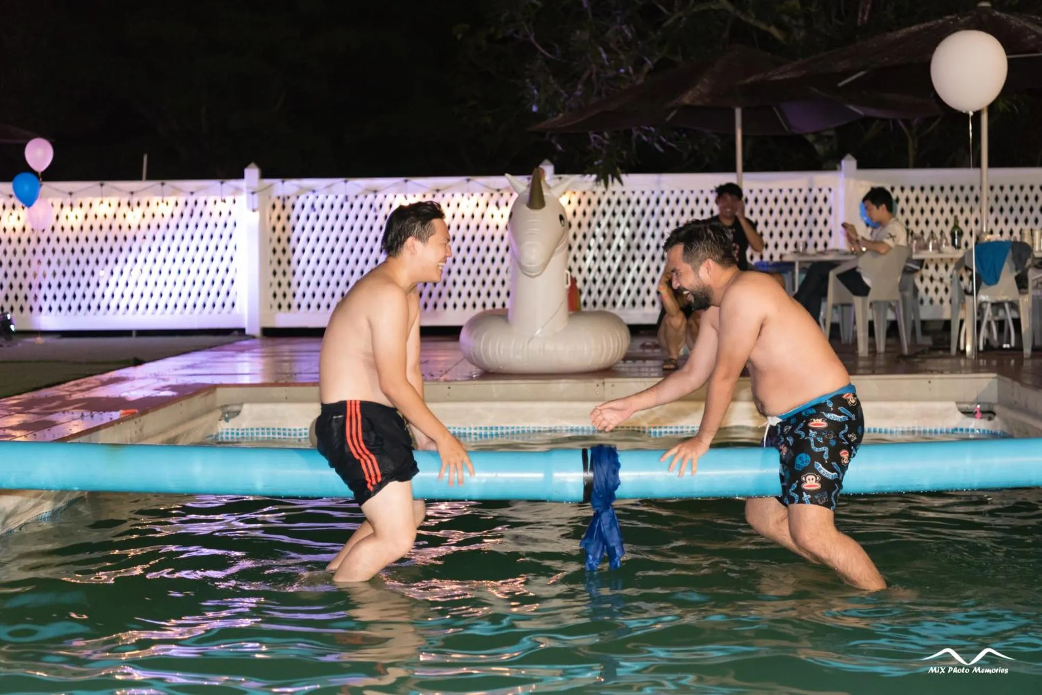 Swimming pool in Thongsomboon Club Hotel