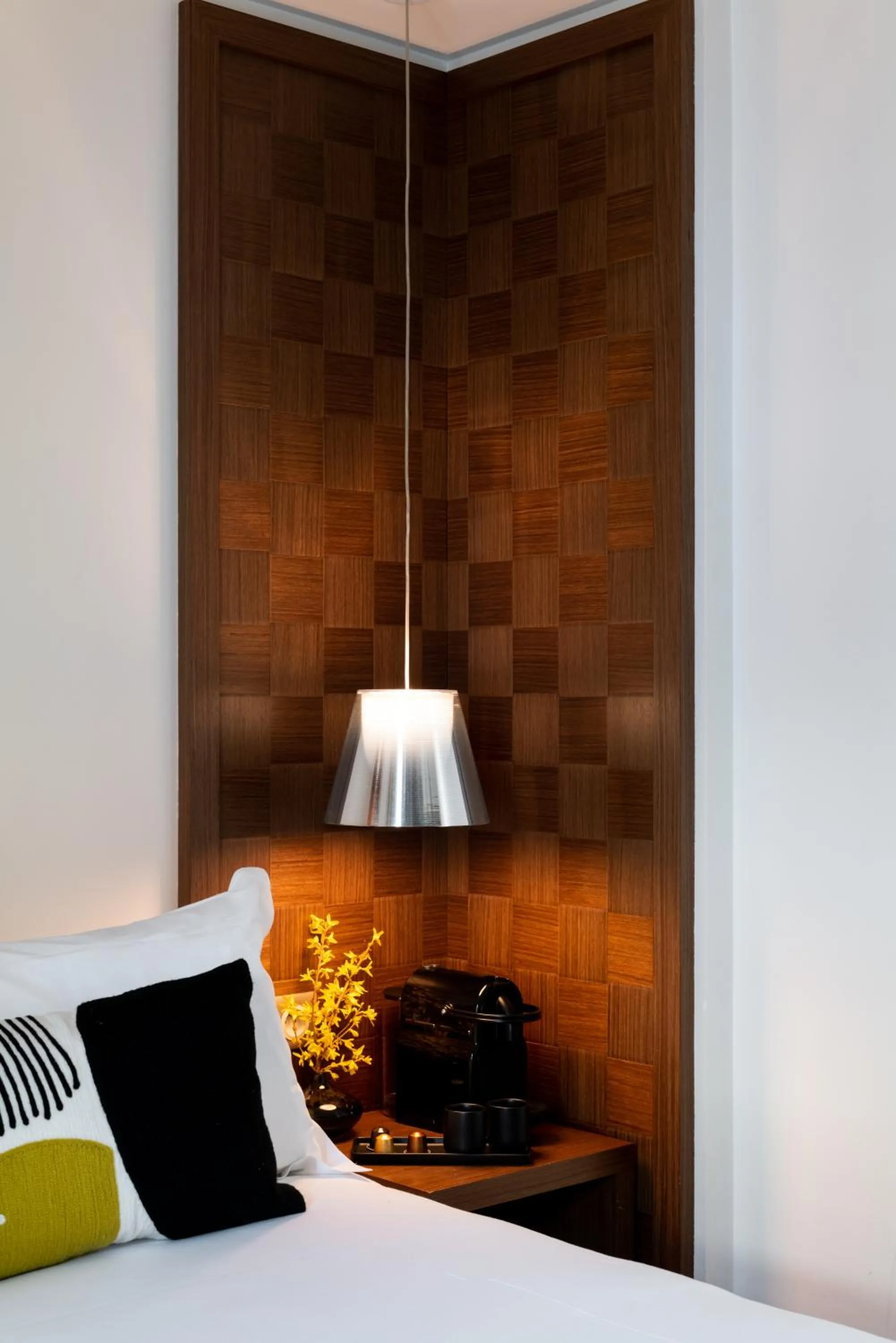 Decorative detail, Bed in Hôtel Le Colisée