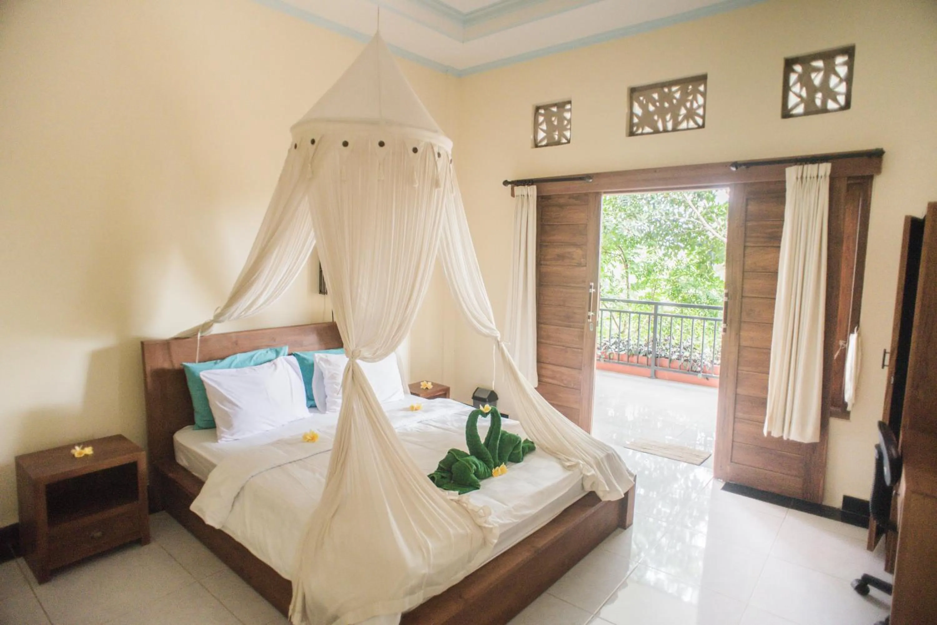 Bed in Arana Garden Ubud