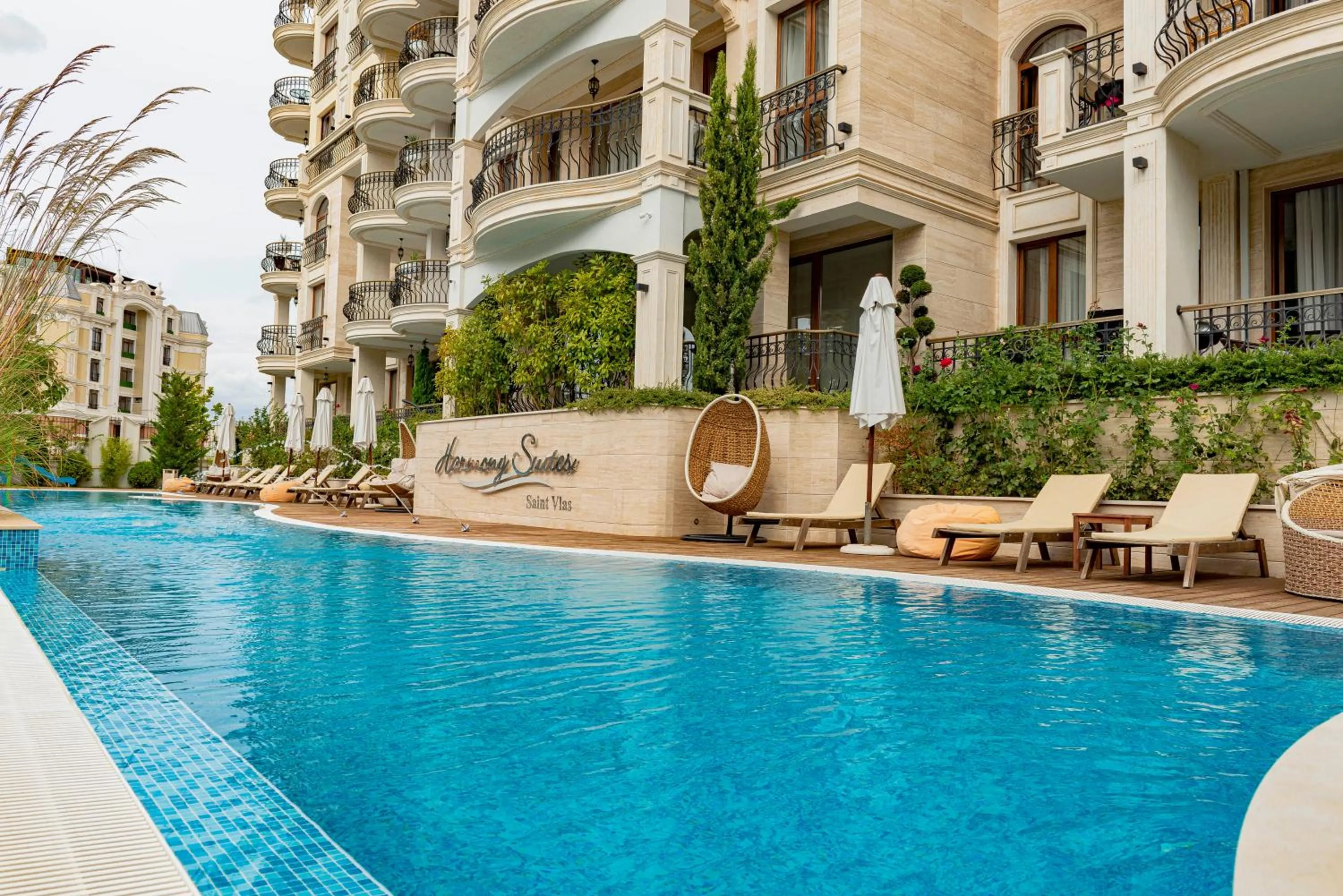 Swimming pool in Menada Harmony Suites X