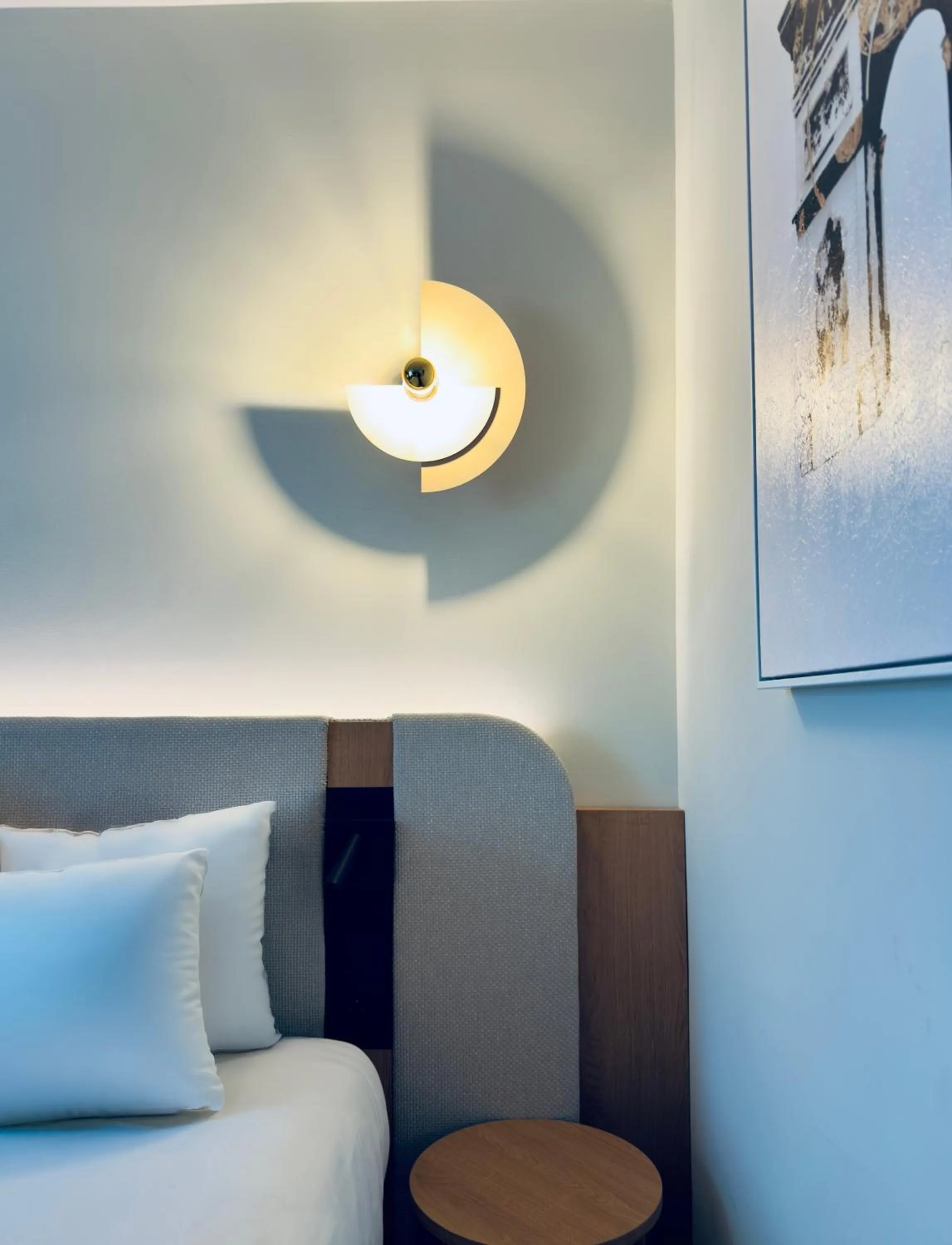 Bedroom in Golden Tulip Villepinte Roissy - Parc des Expositions