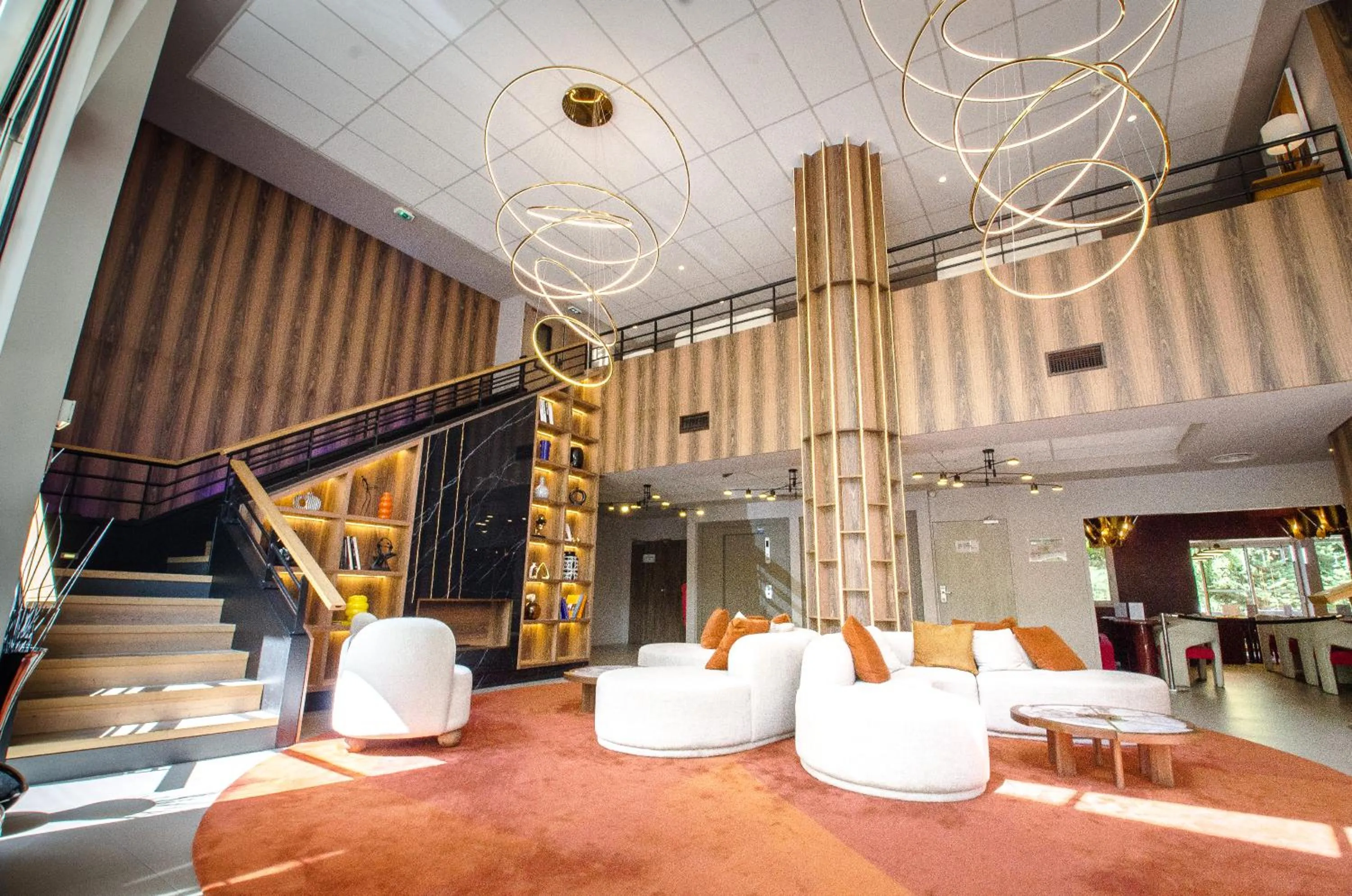 Lobby or reception in Golden Tulip Villepinte Roissy - Parc des Expositions