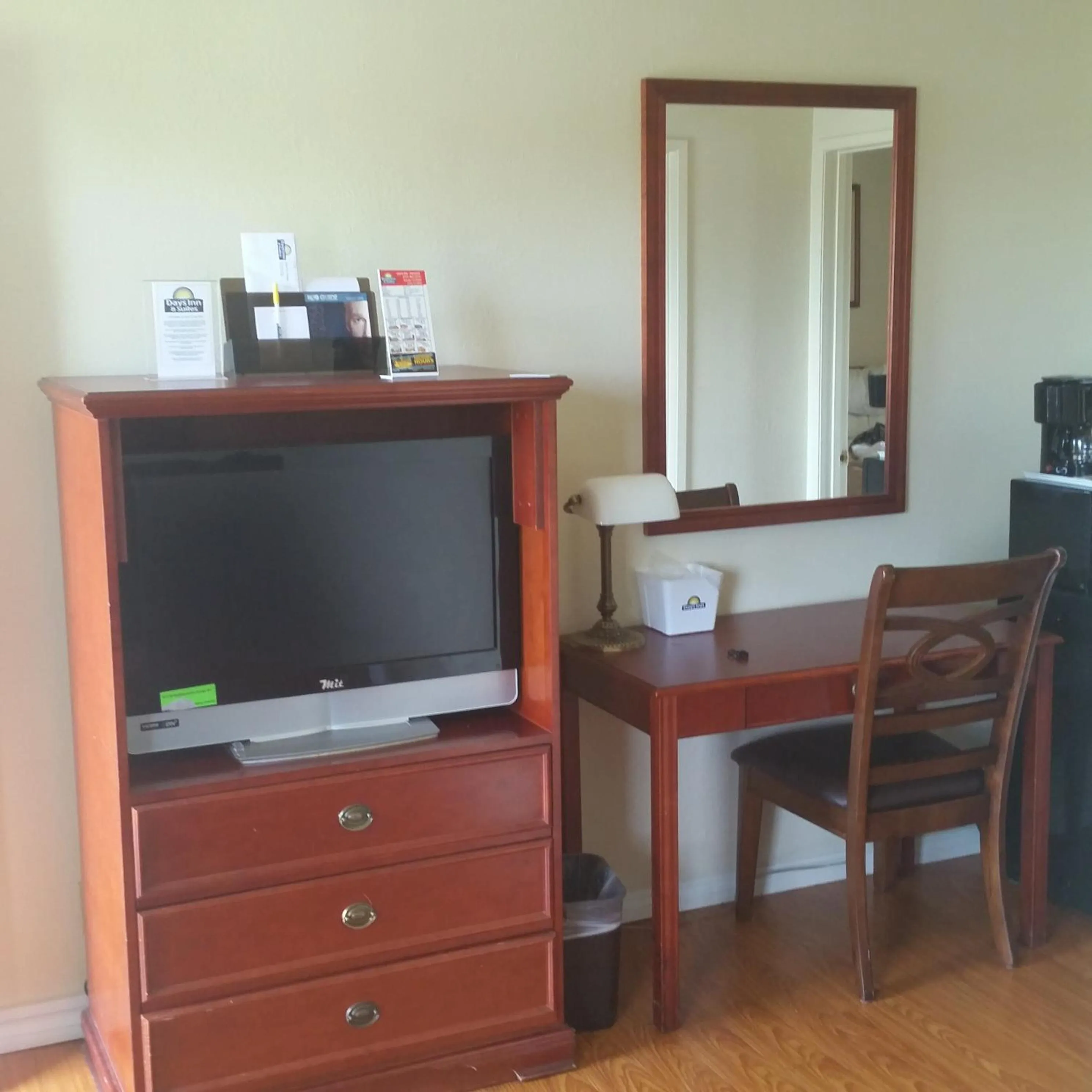 TV and multimedia in Days Inn by Wyndham Orange Anaheim