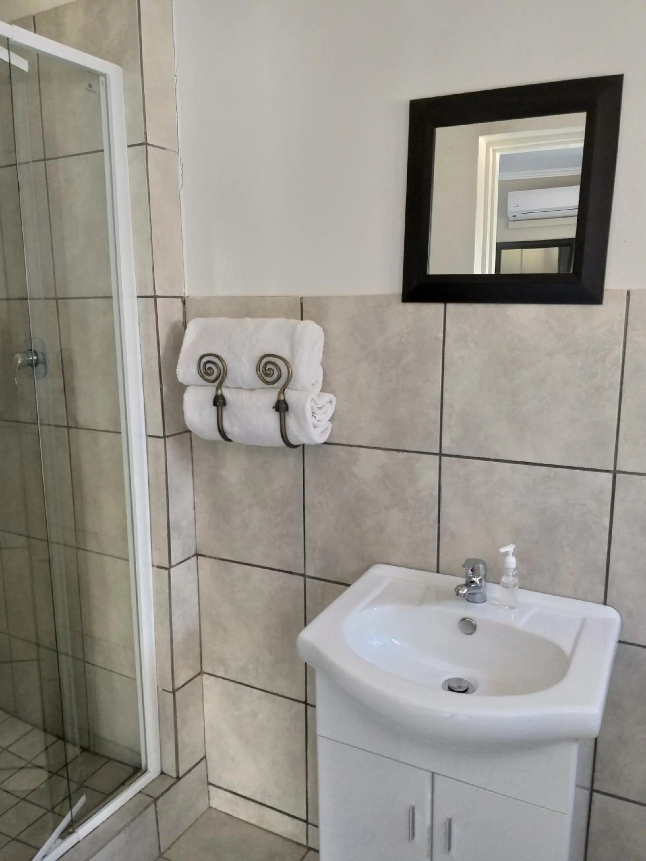 Bathroom in ASAMé @ Oppi-Rivier