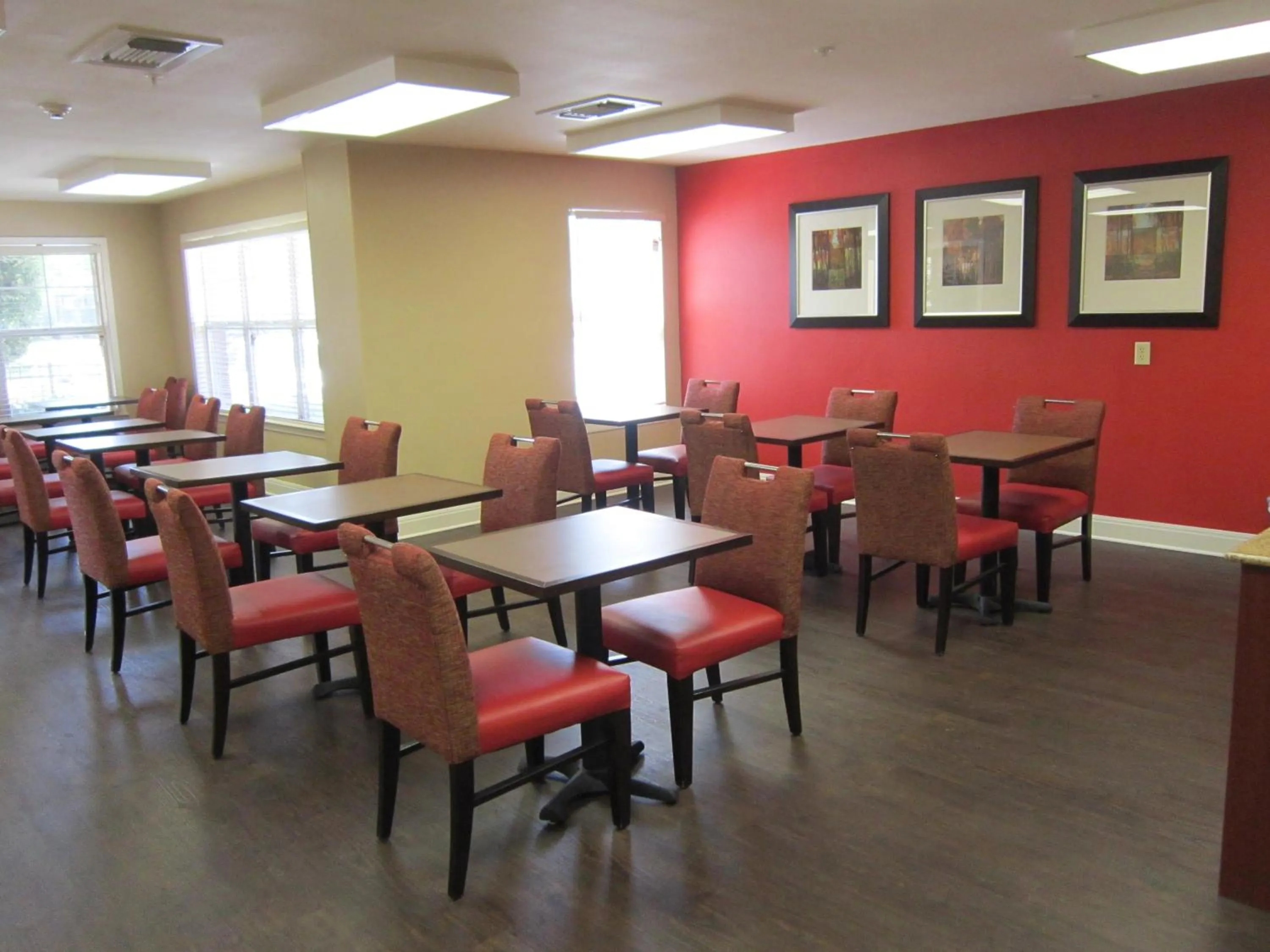 Lounge or bar, Restaurant/Places to Eat in Extended Stay America Suites - Austin - Northwest Arboretum - The Domain