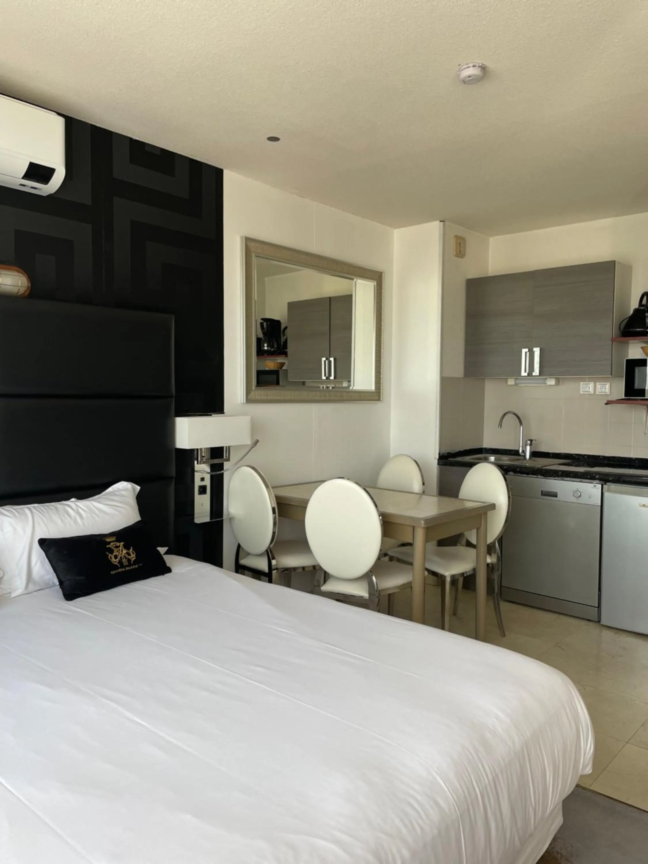 Appart'hôtel Le Trianon