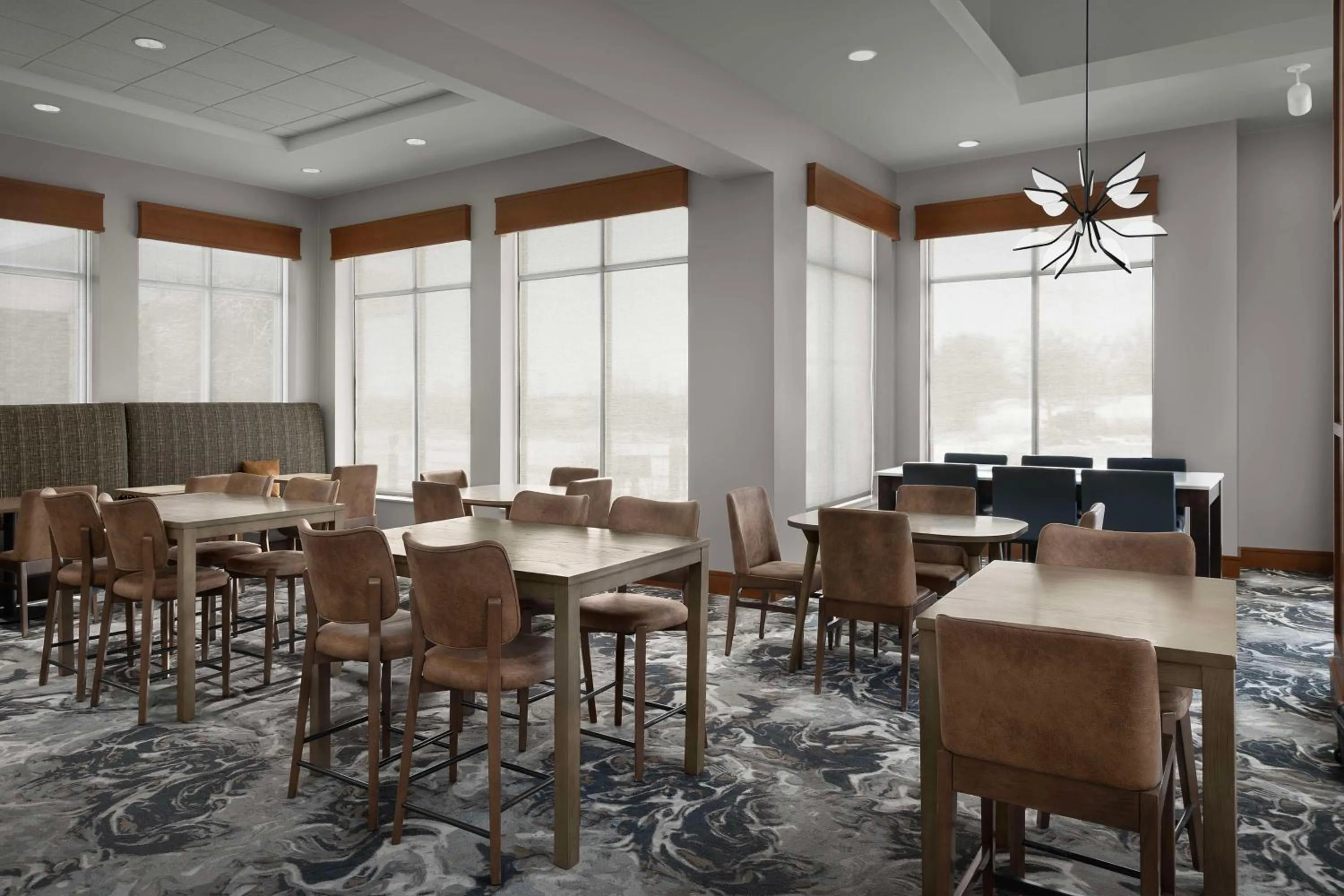 Restaurant/places to eat in Hilton Garden Inn Cedar Falls Conference Center