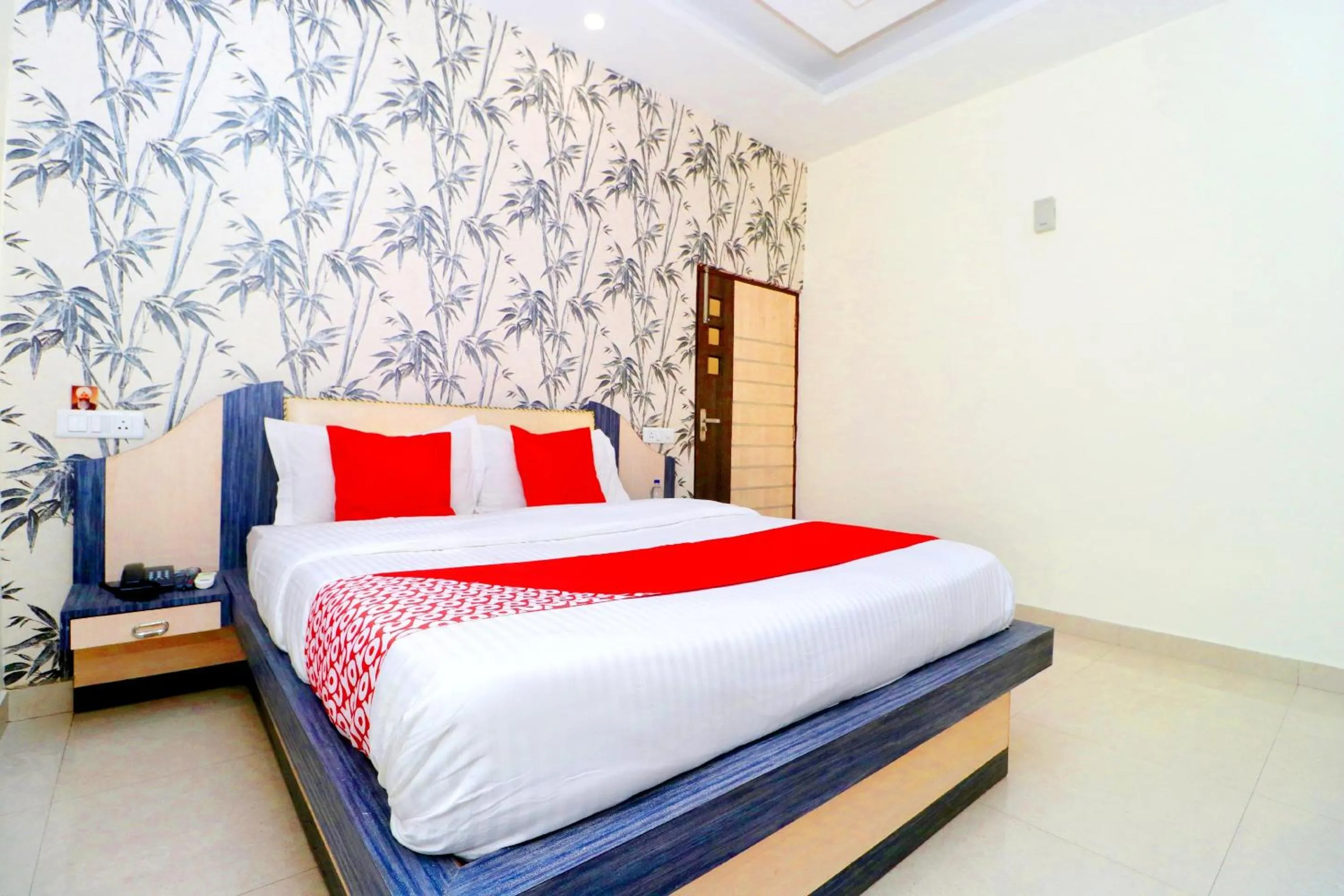 Bedroom, Bed in Hotel O Sangam Resort