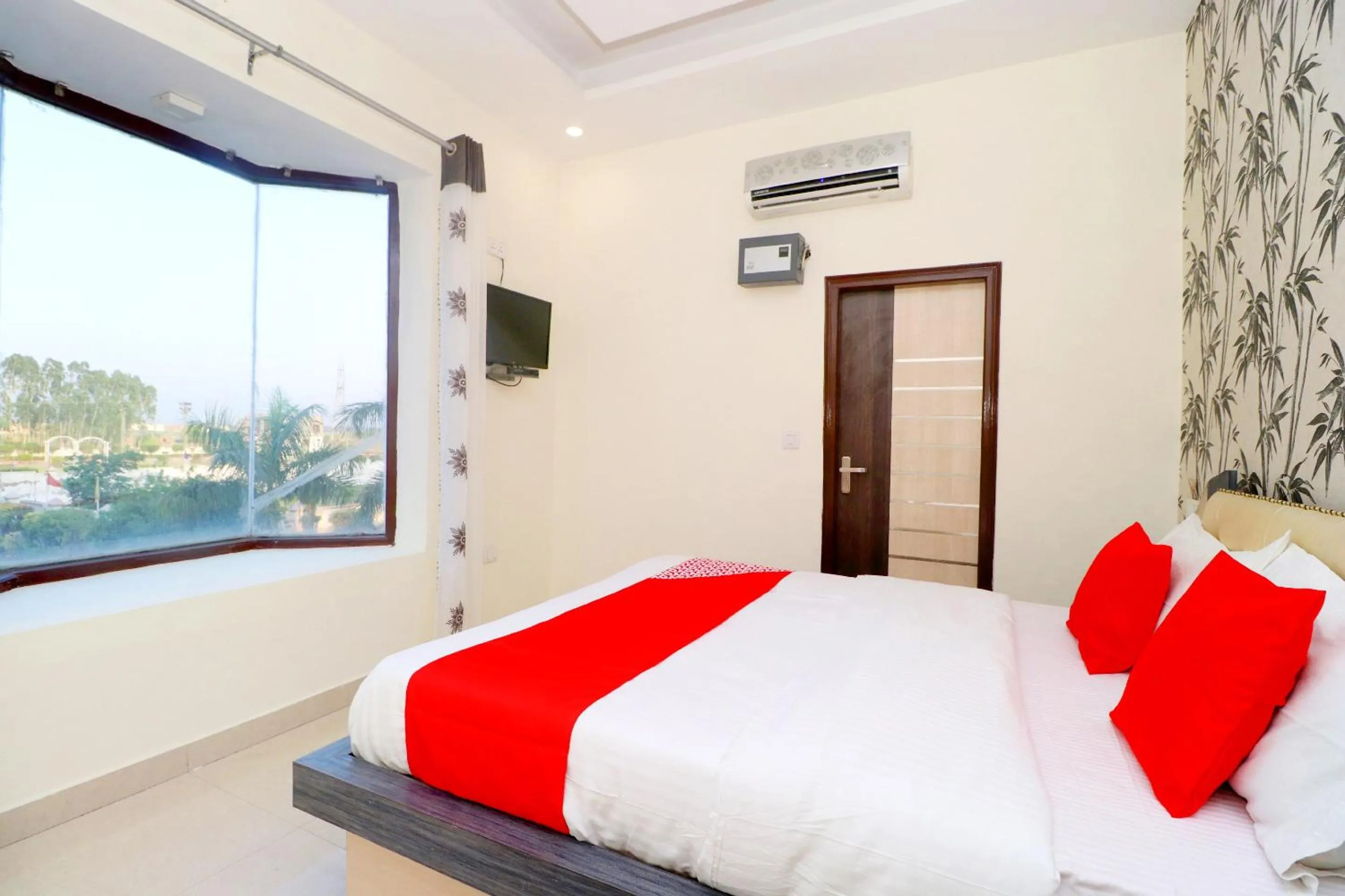 Bedroom, Bed in Hotel O Sangam Resort
