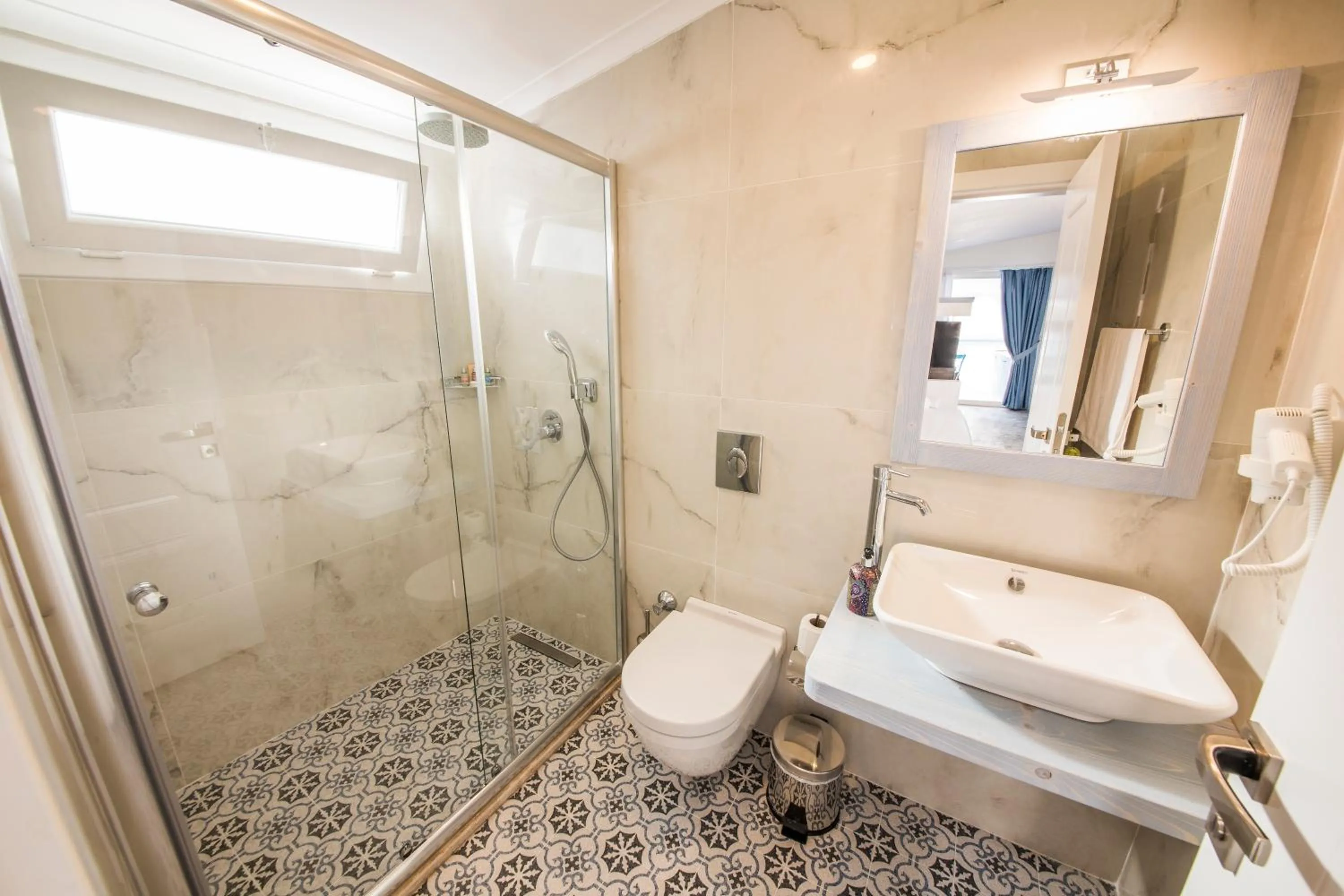 Ceylan Boutique House