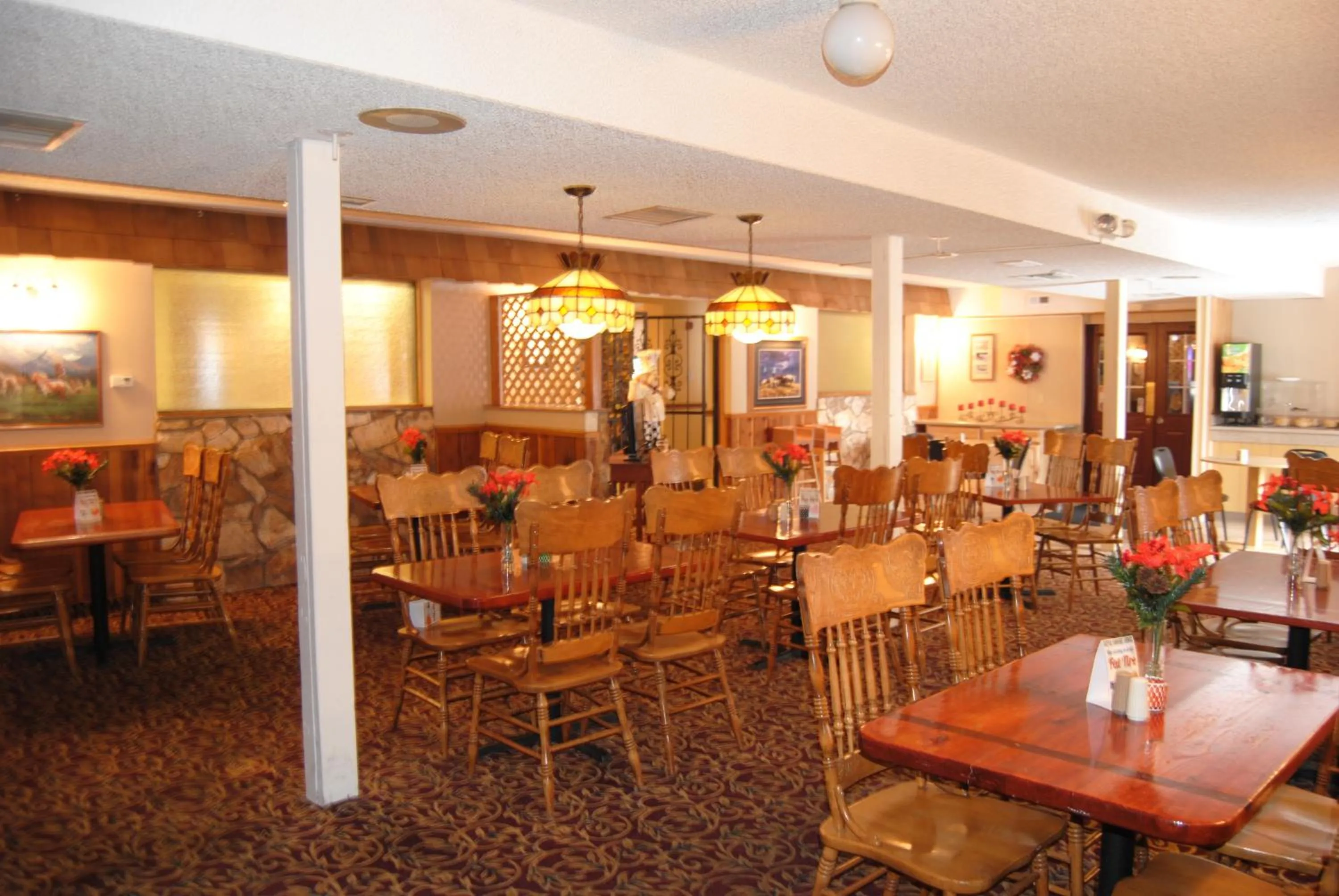 Restaurant/Places to Eat in Knights Inn Evanston