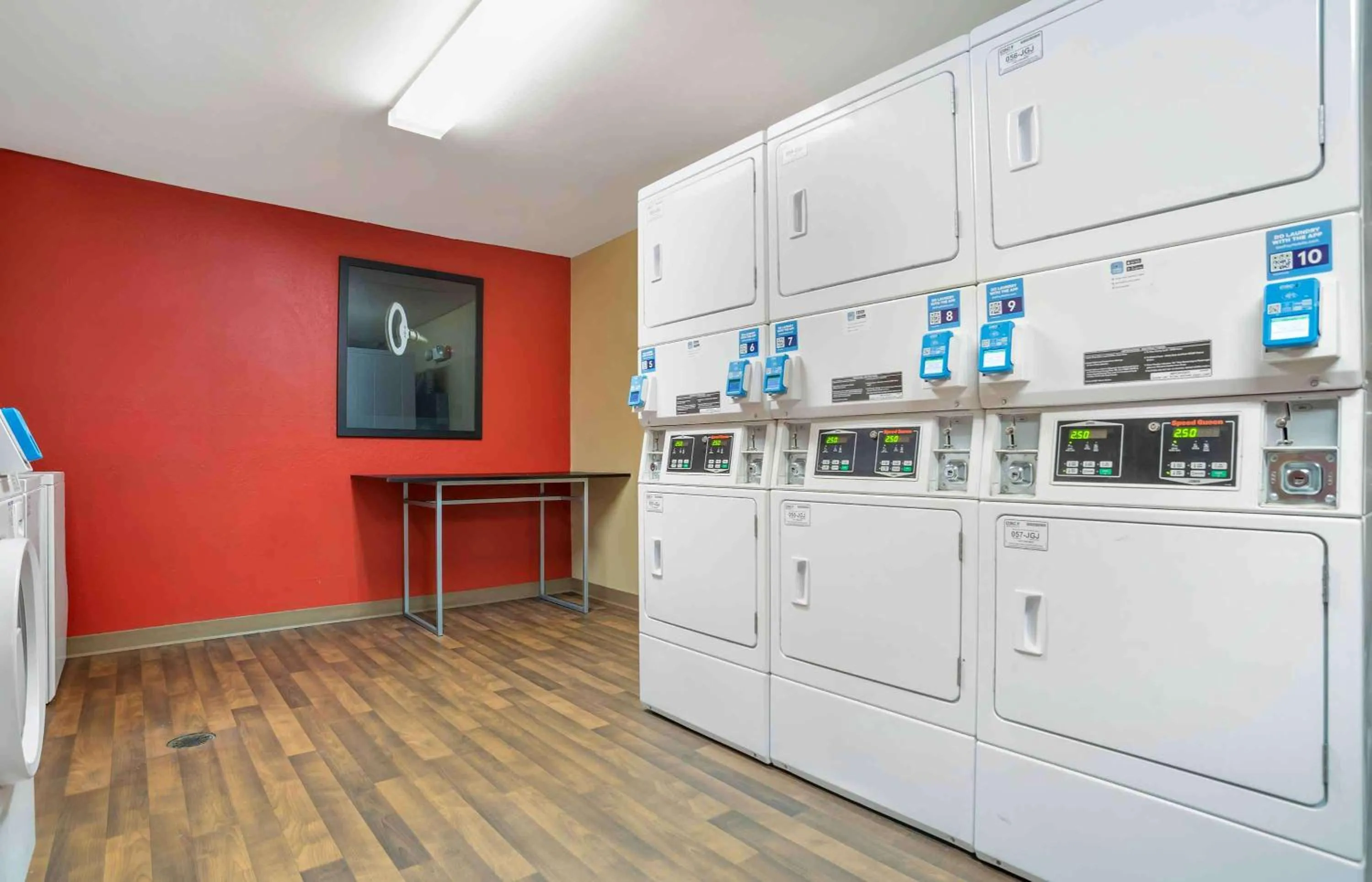 Property building in Extended Stay America Suites - Mobile - Spring Hill