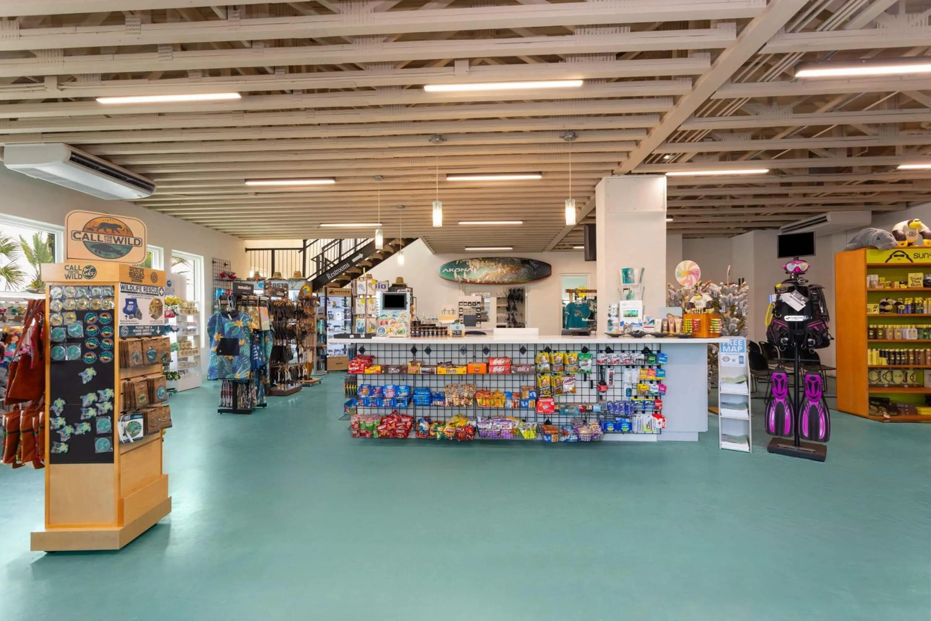 On-site shops in PaddleTail Waterfront Lodge, Trademark Collection by Wyndham