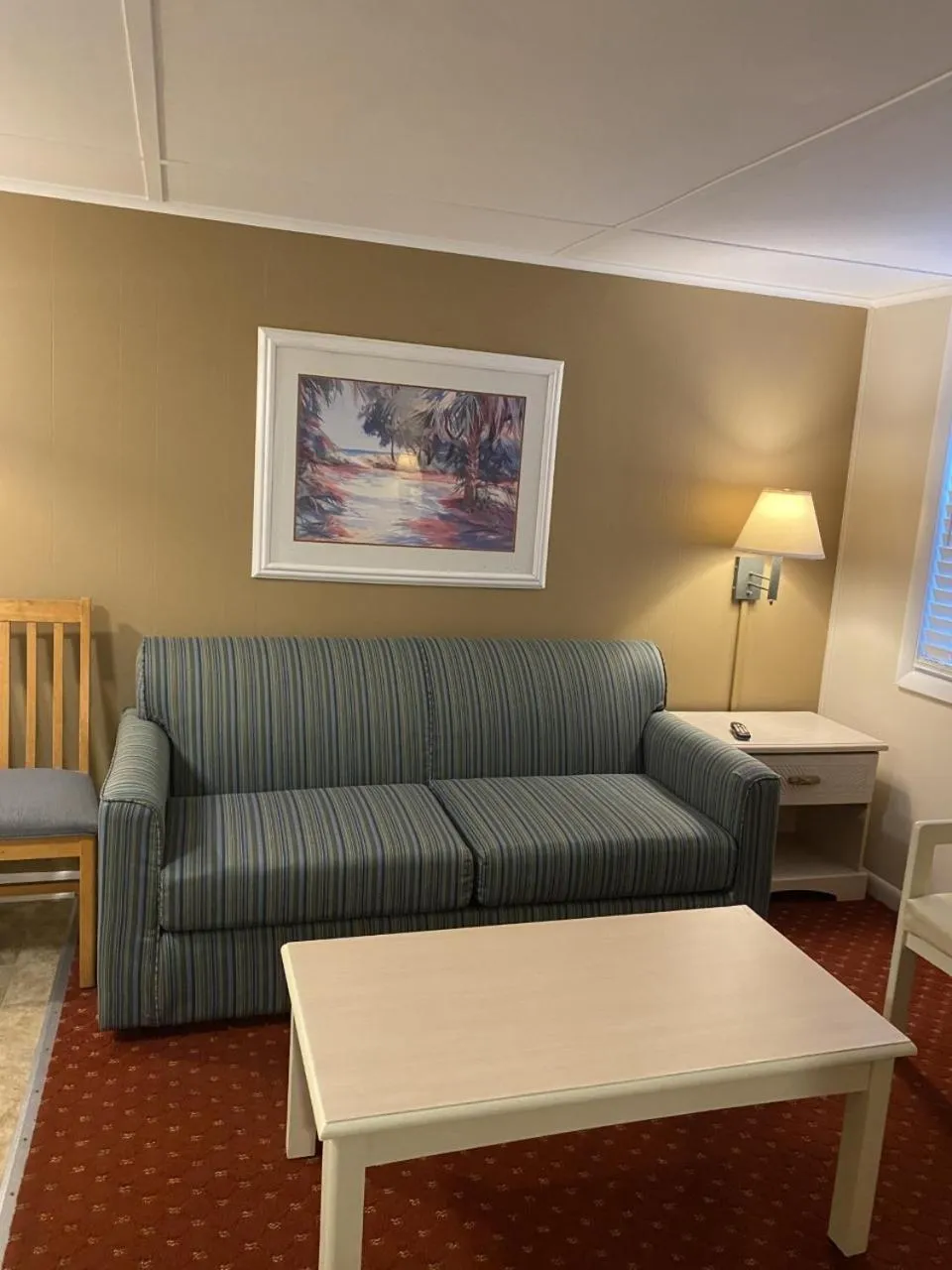 Seating area in The Admiral Hotel/Motel