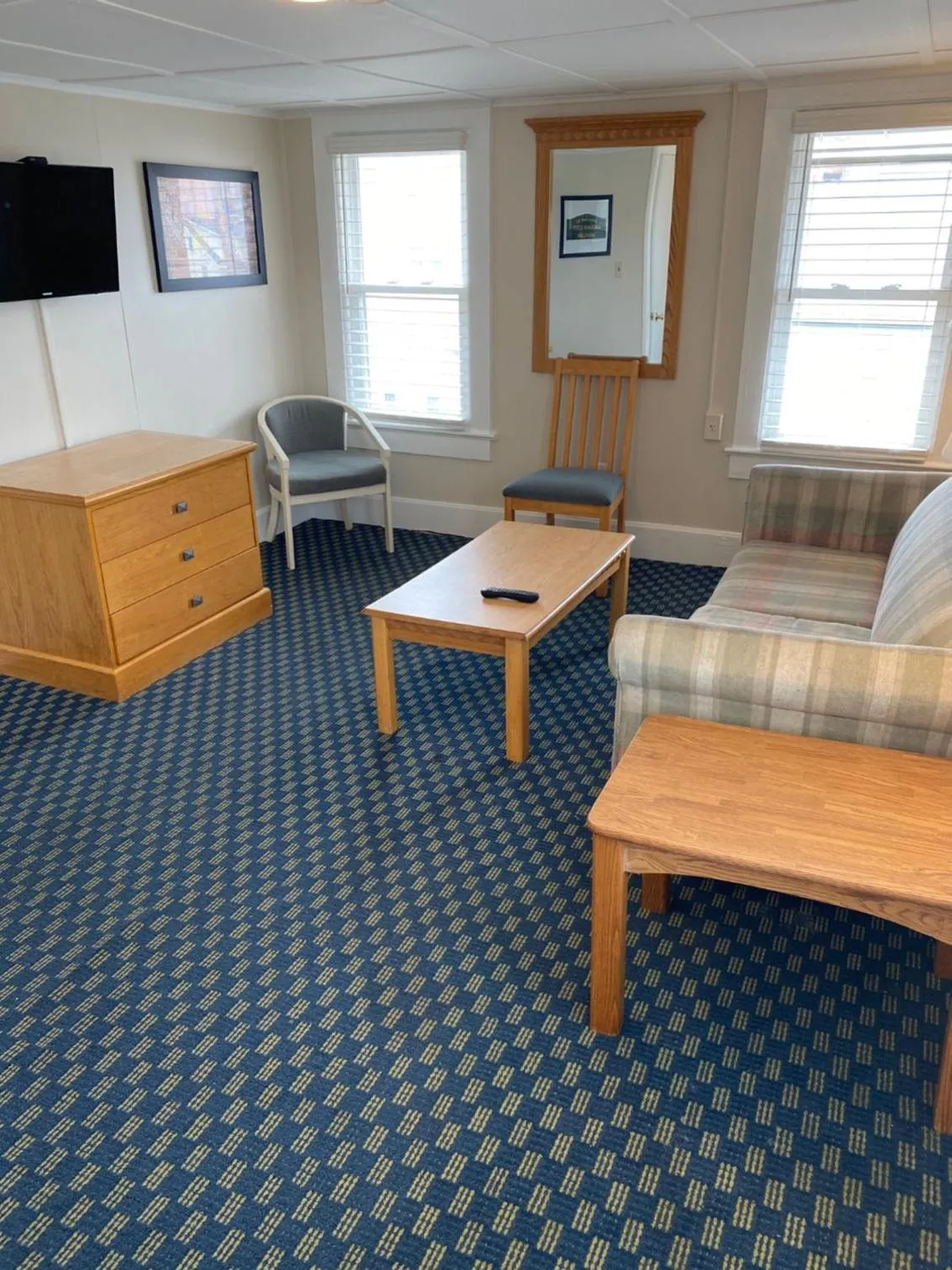 Seating area in The Admiral Hotel/Motel