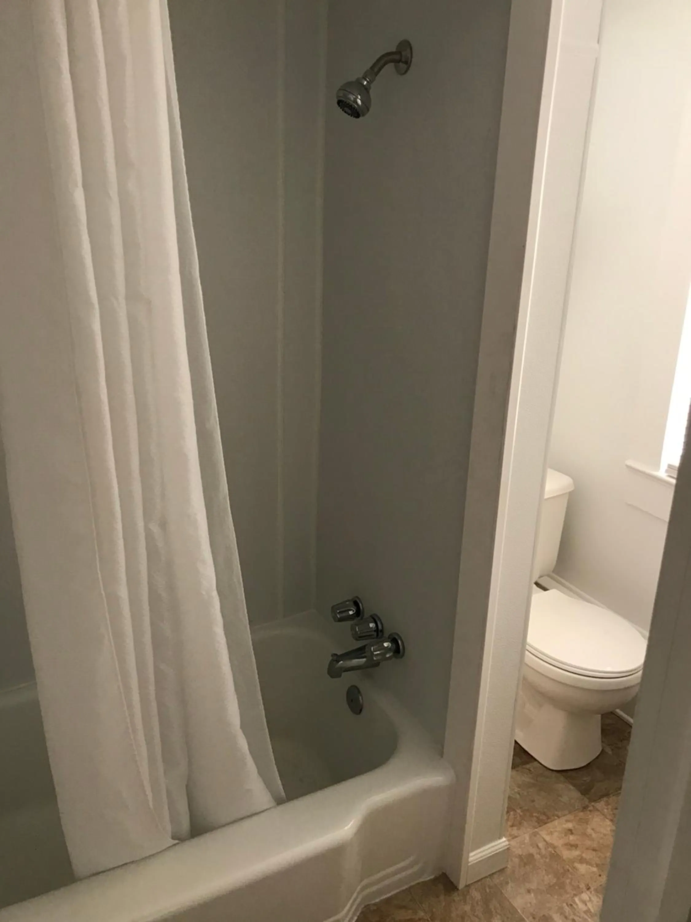 Bathroom in The Admiral Hotel/Motel